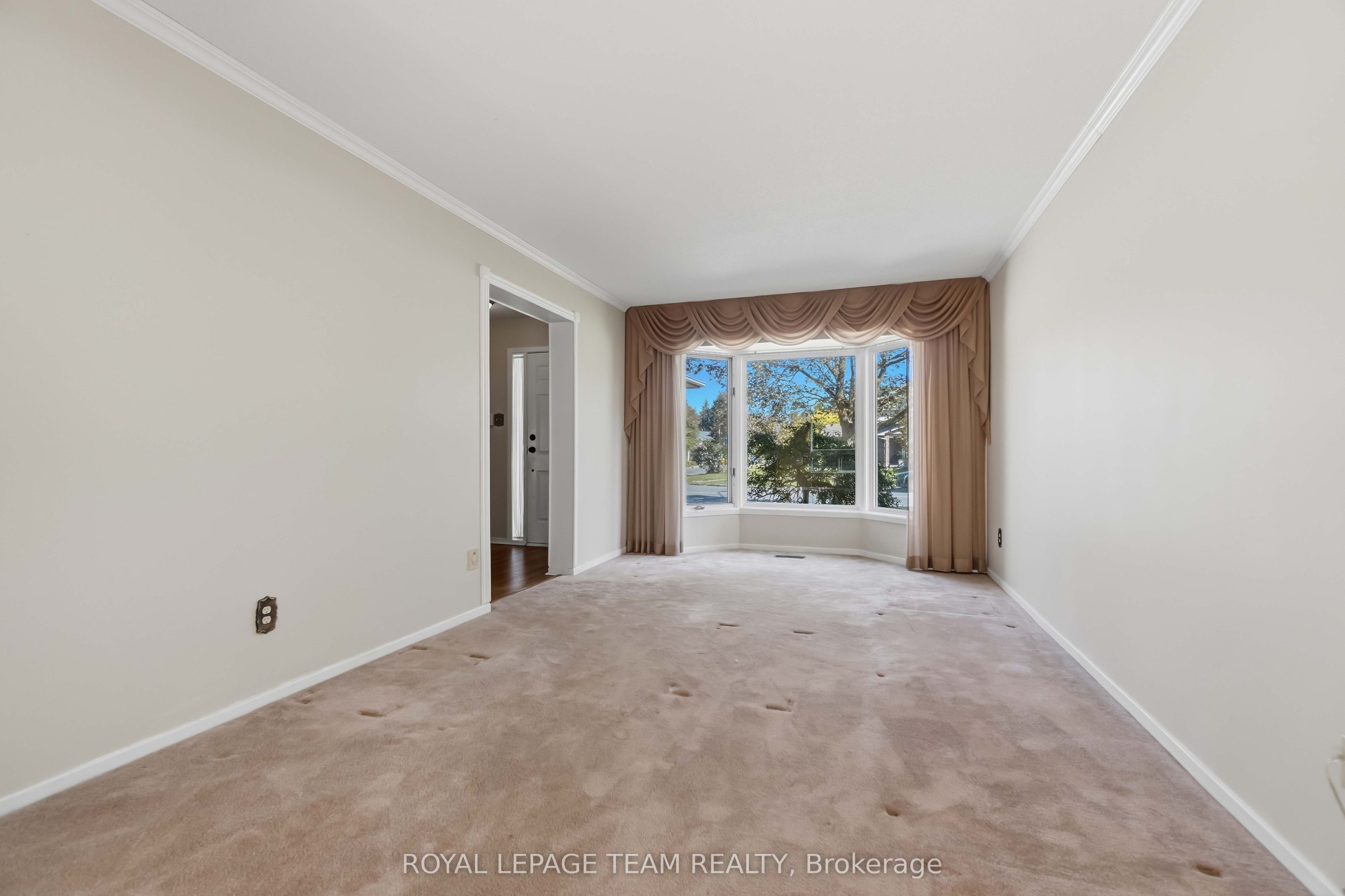 1078 Karsh Drive Property Photo 7