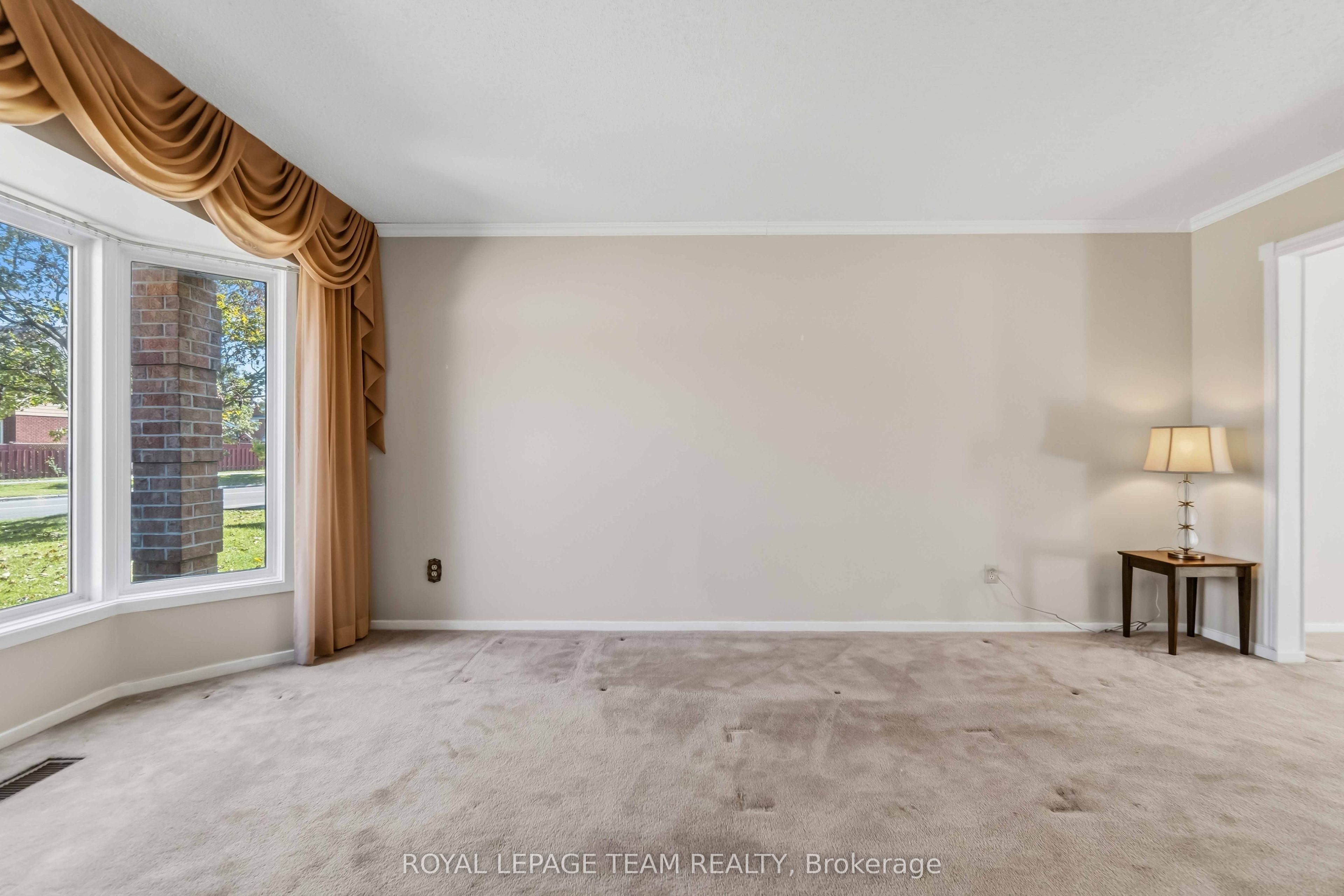 1078 Karsh Drive Property Photo 8