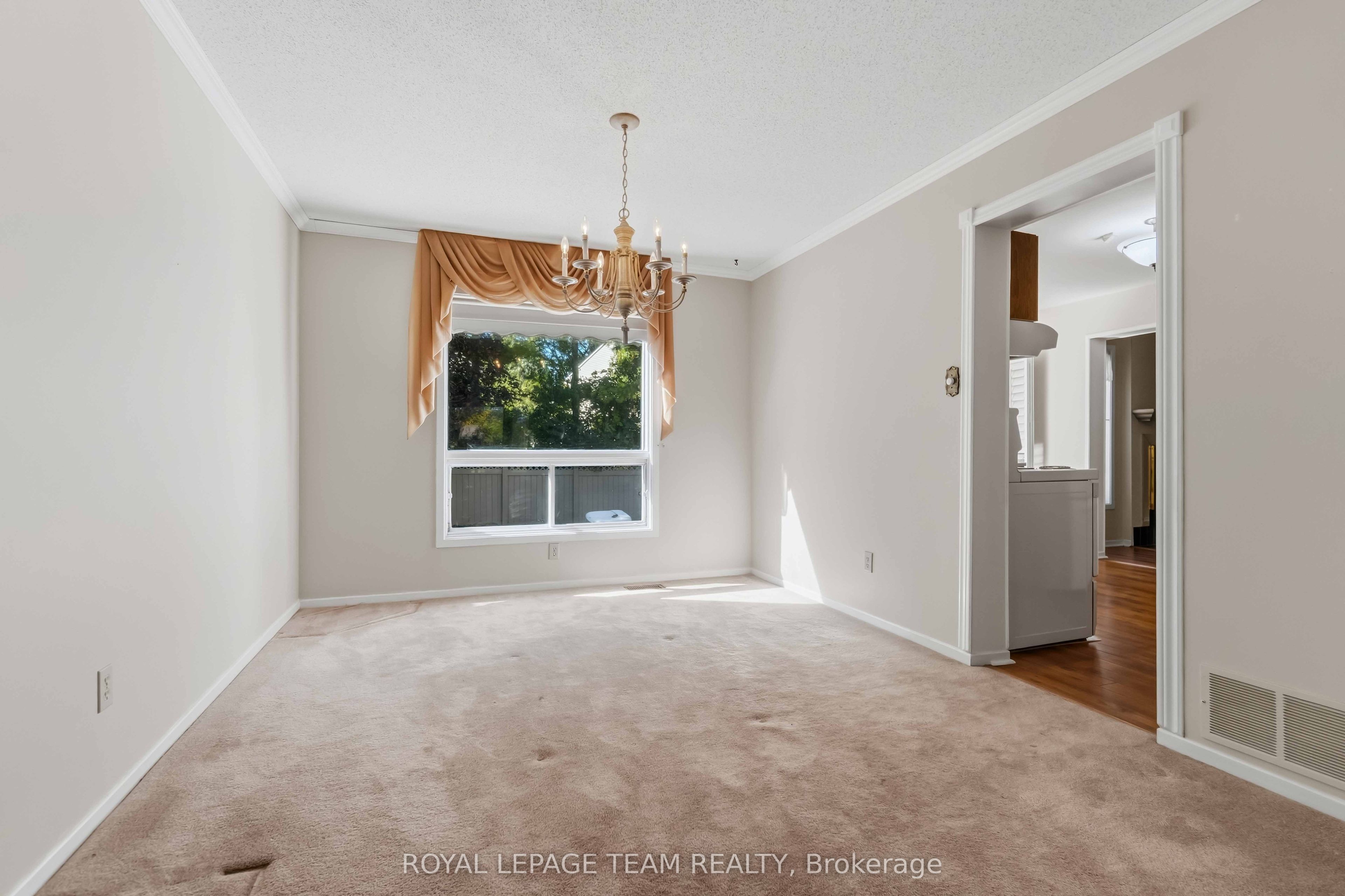 1078 Karsh Drive Property Photo 10