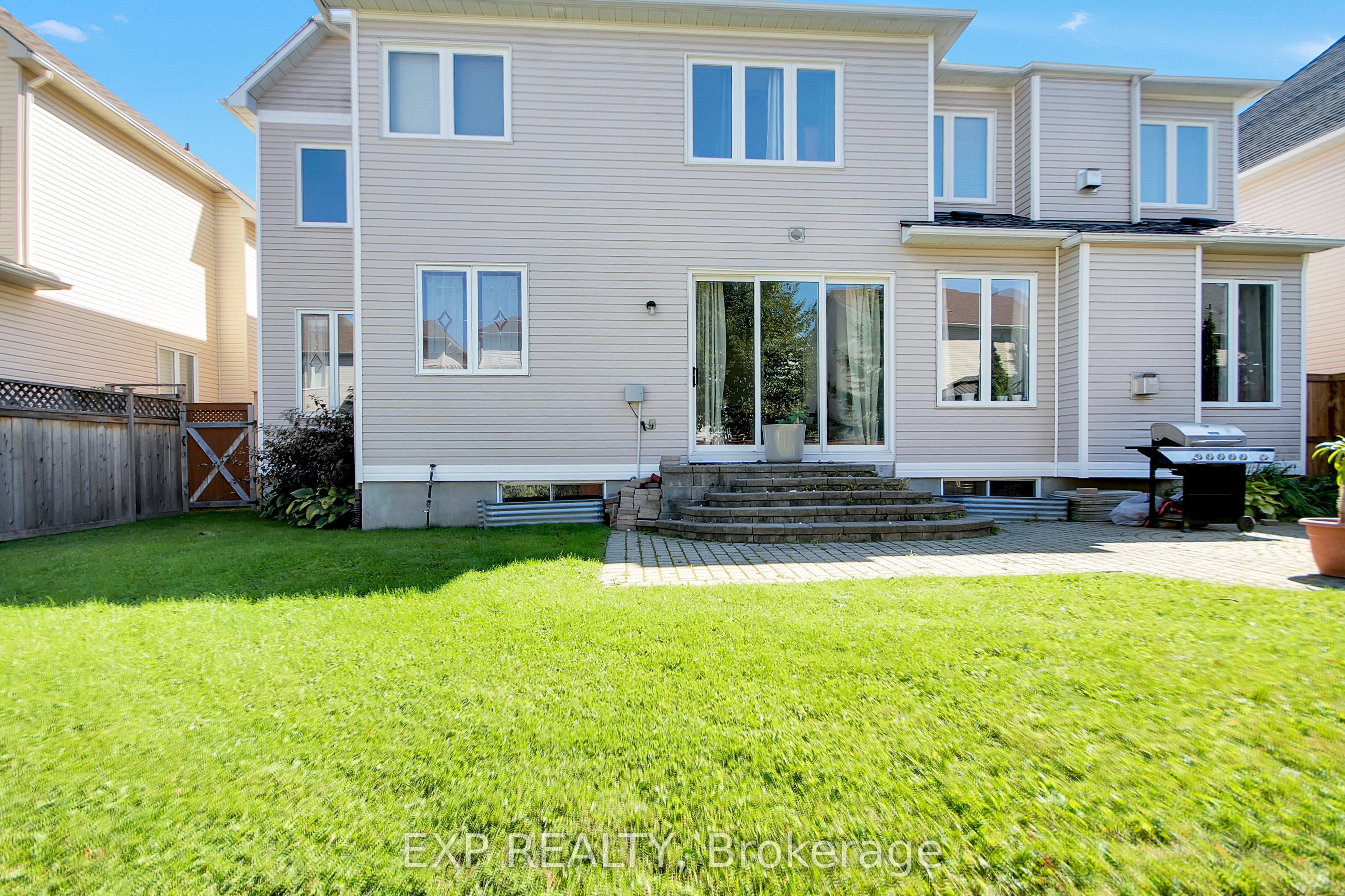 39 Greatwood Crescent Property Photo 23