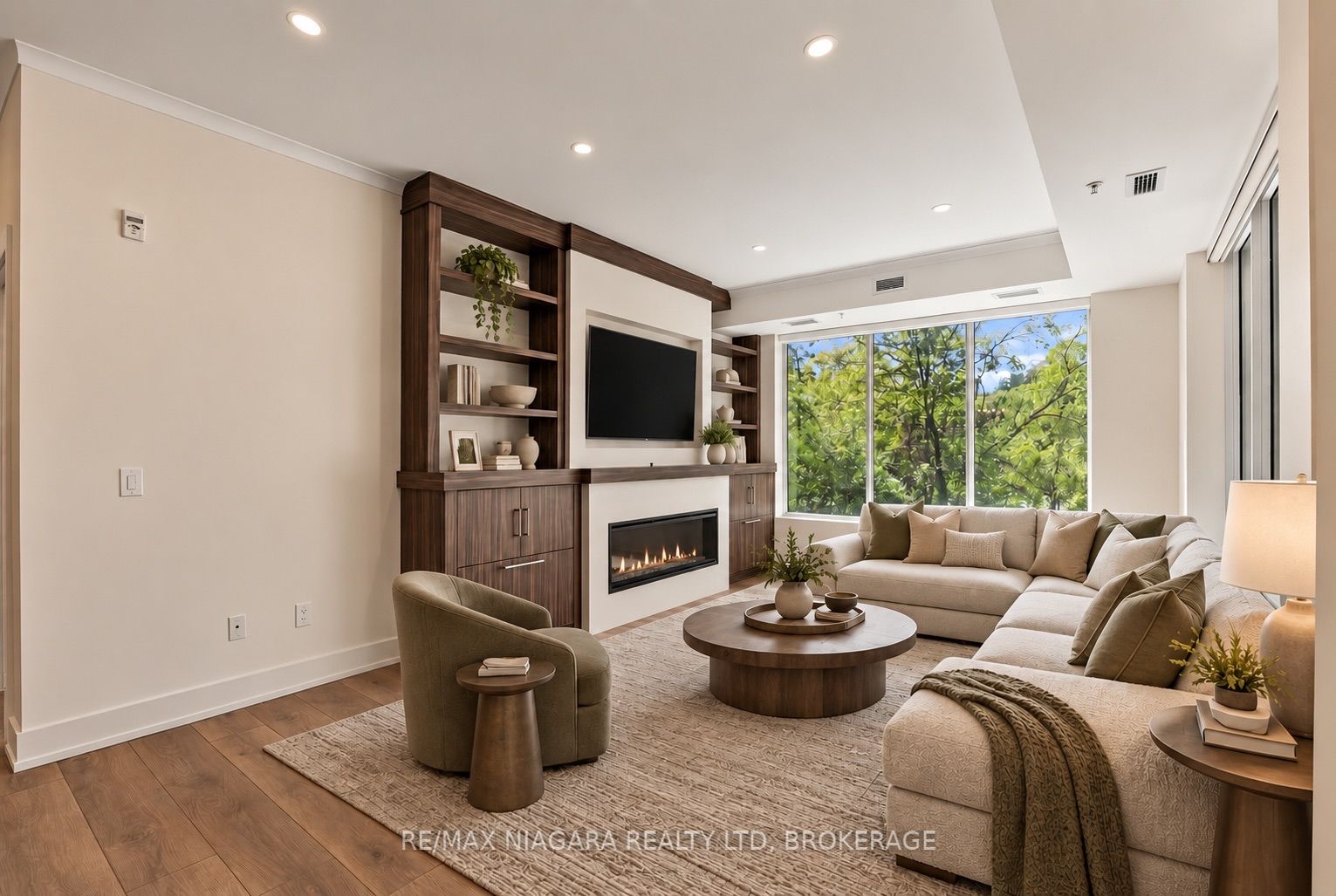 77 Yates Street 201 Property Photo 7