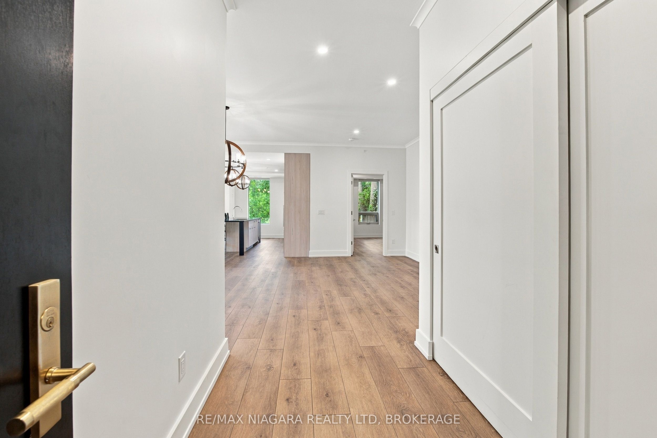 77 Yates Street 201 Property Photo 19