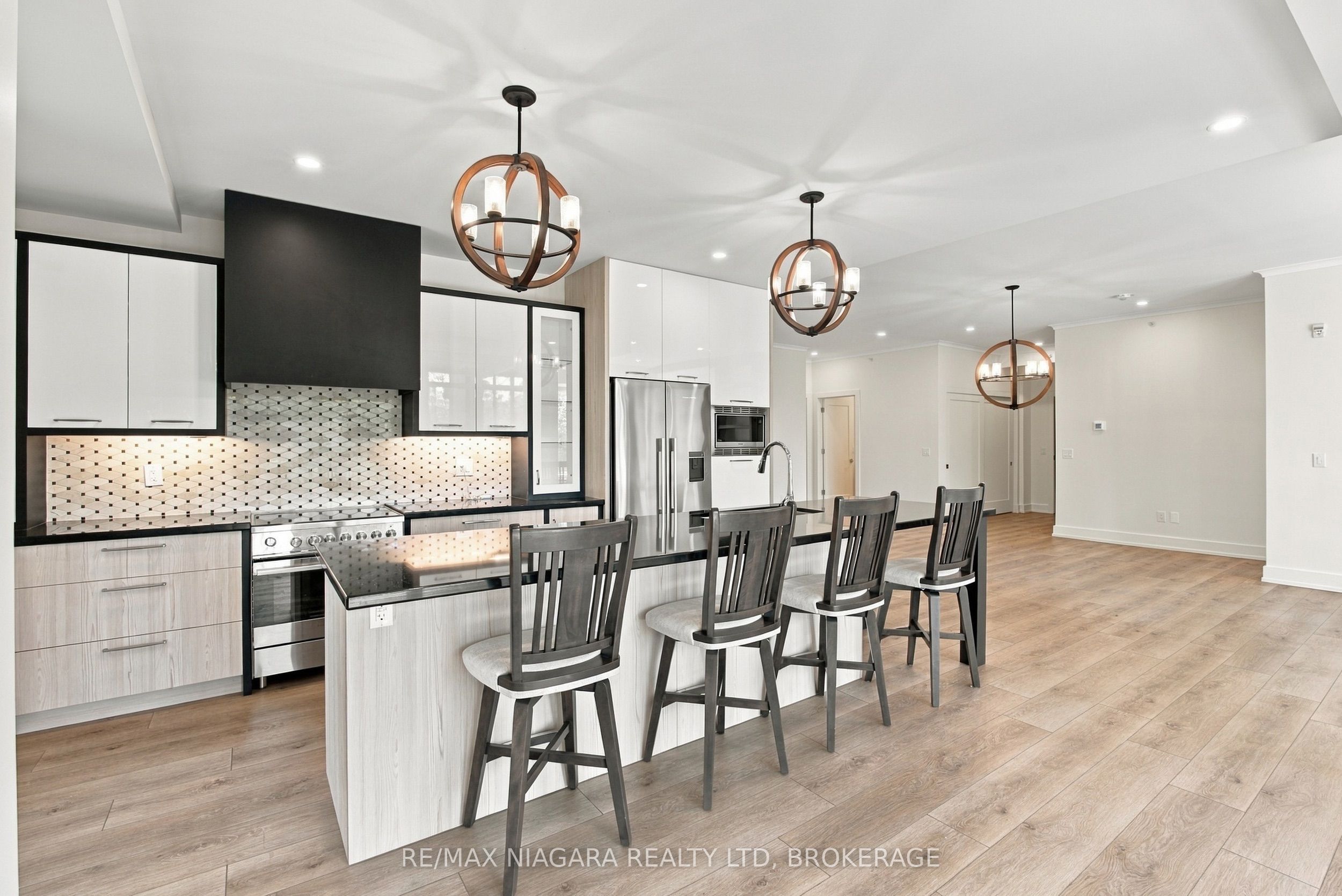 77 Yates Street 201 Property Photo 24