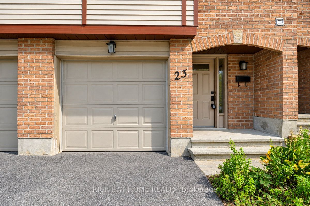 23 Lightfoot Place 33 Property Photo 2