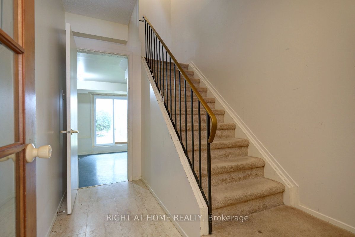 23 Lightfoot Place 33 Property Photo 5