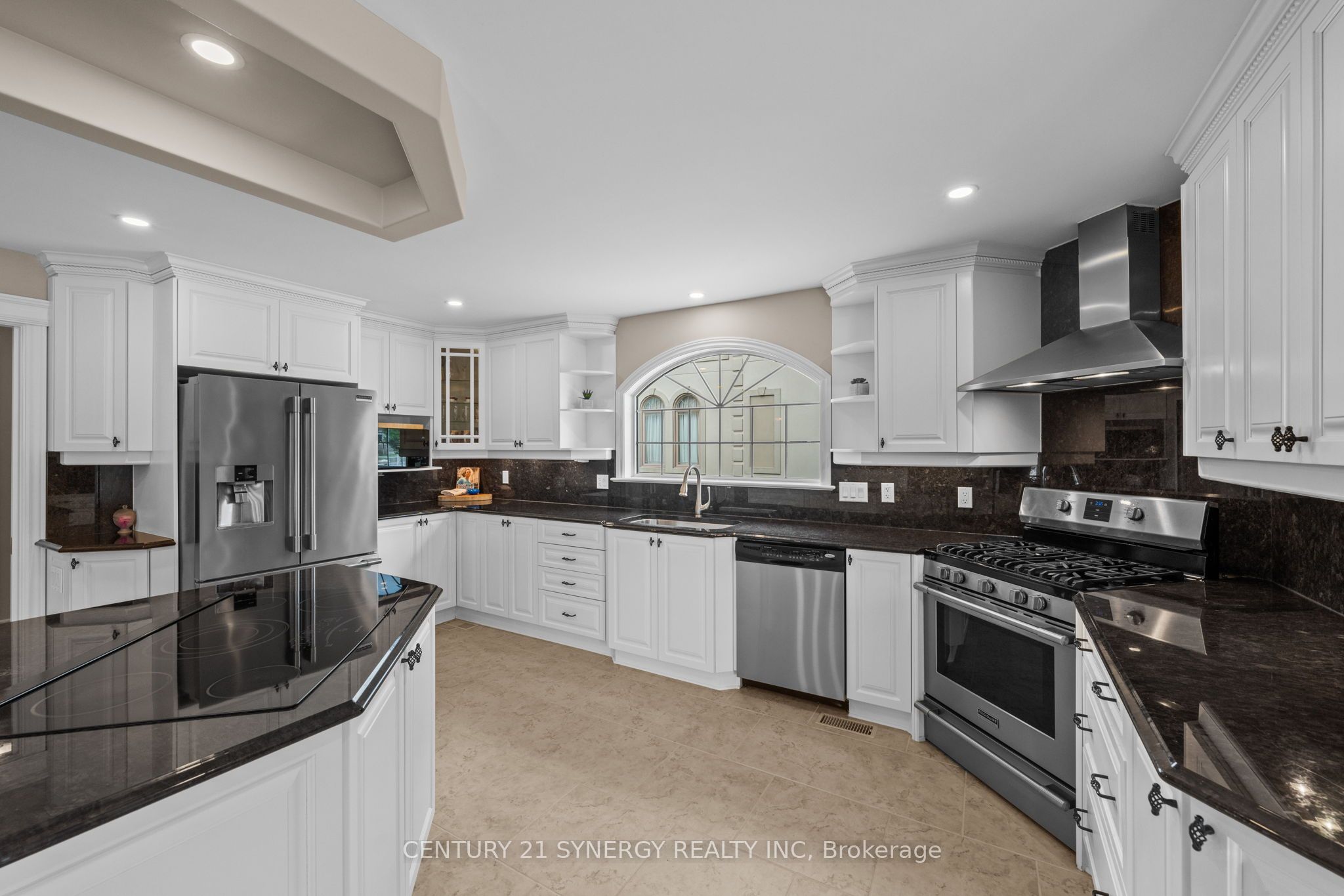 1302 Bankfield Road Property Photo 10
