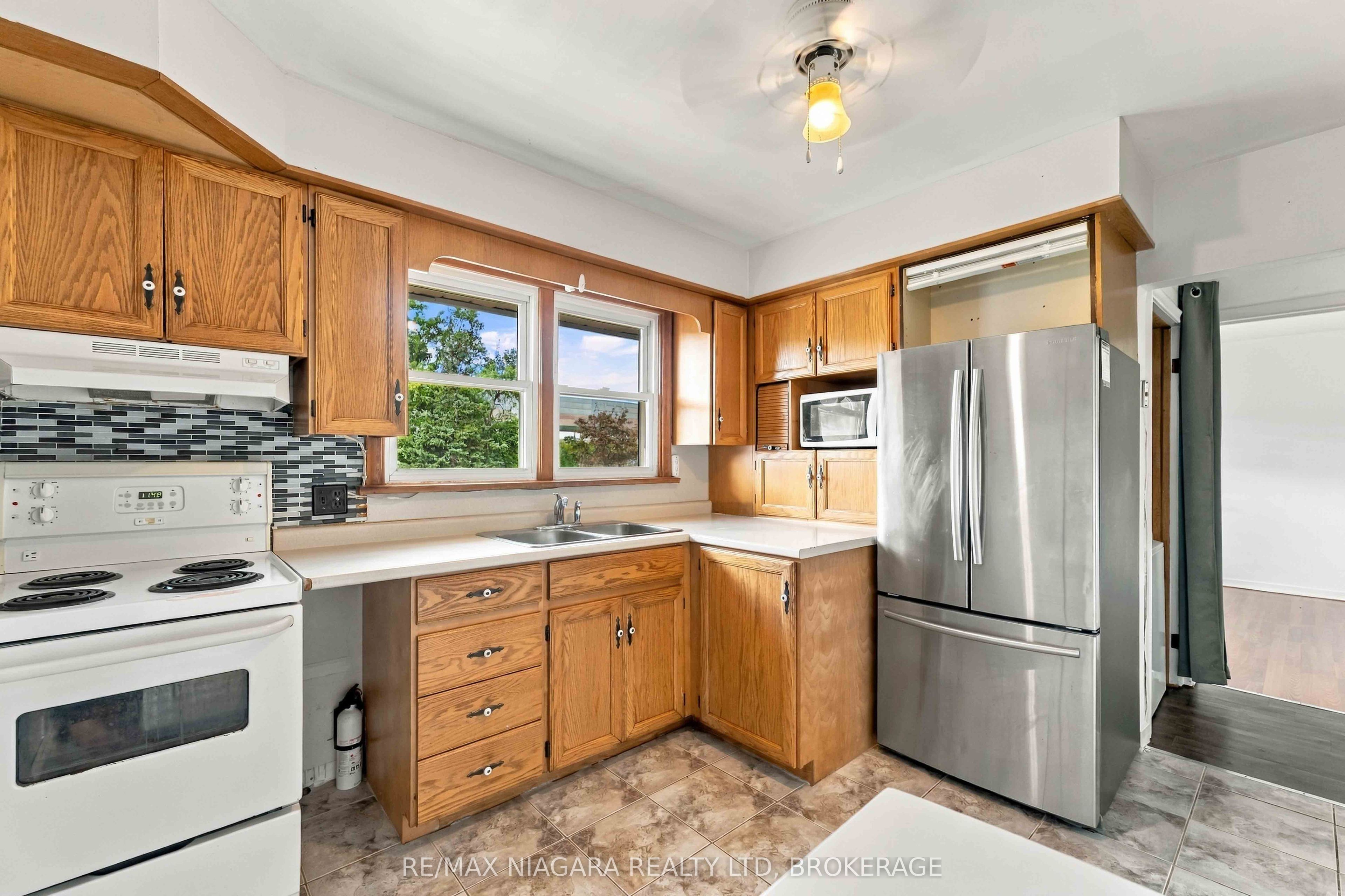 29 Glengarry Road Property Photo 9