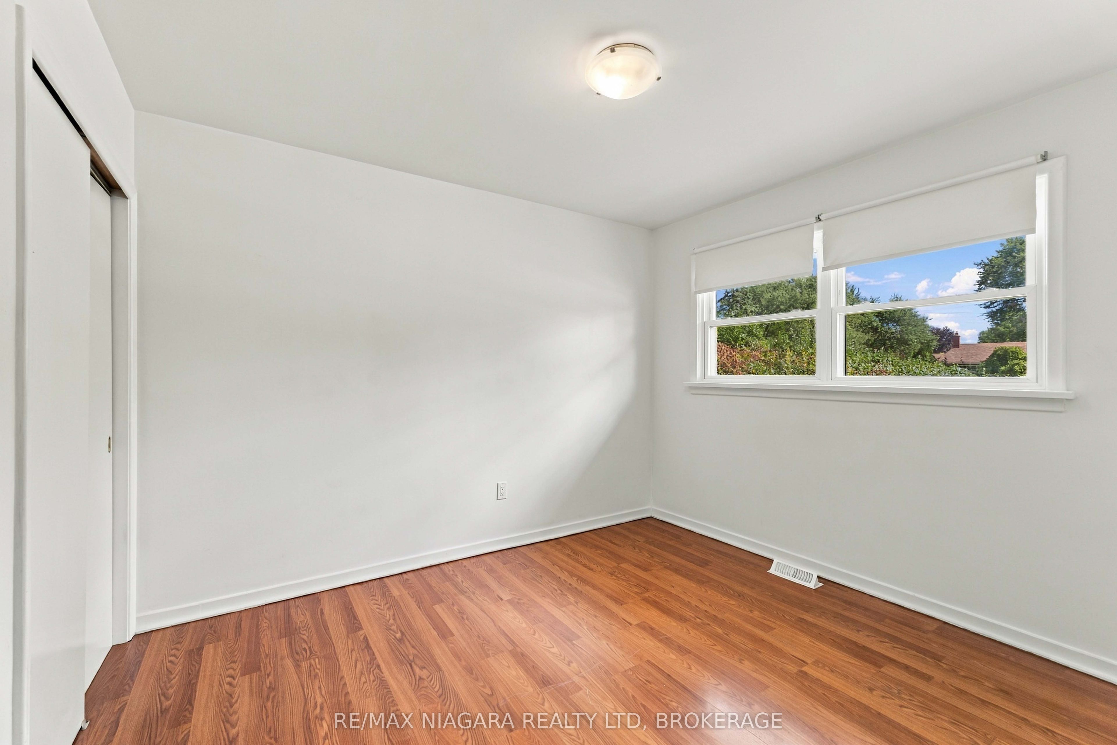 29 Glengarry Road Property Photo 11