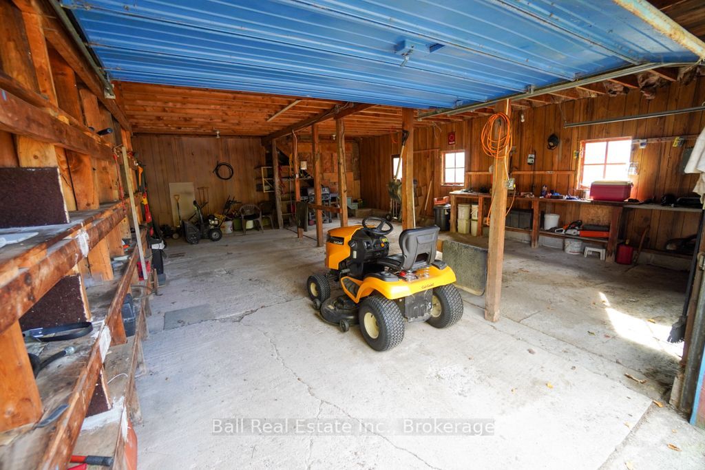 30882 Hwy 28 E Property Photo 11