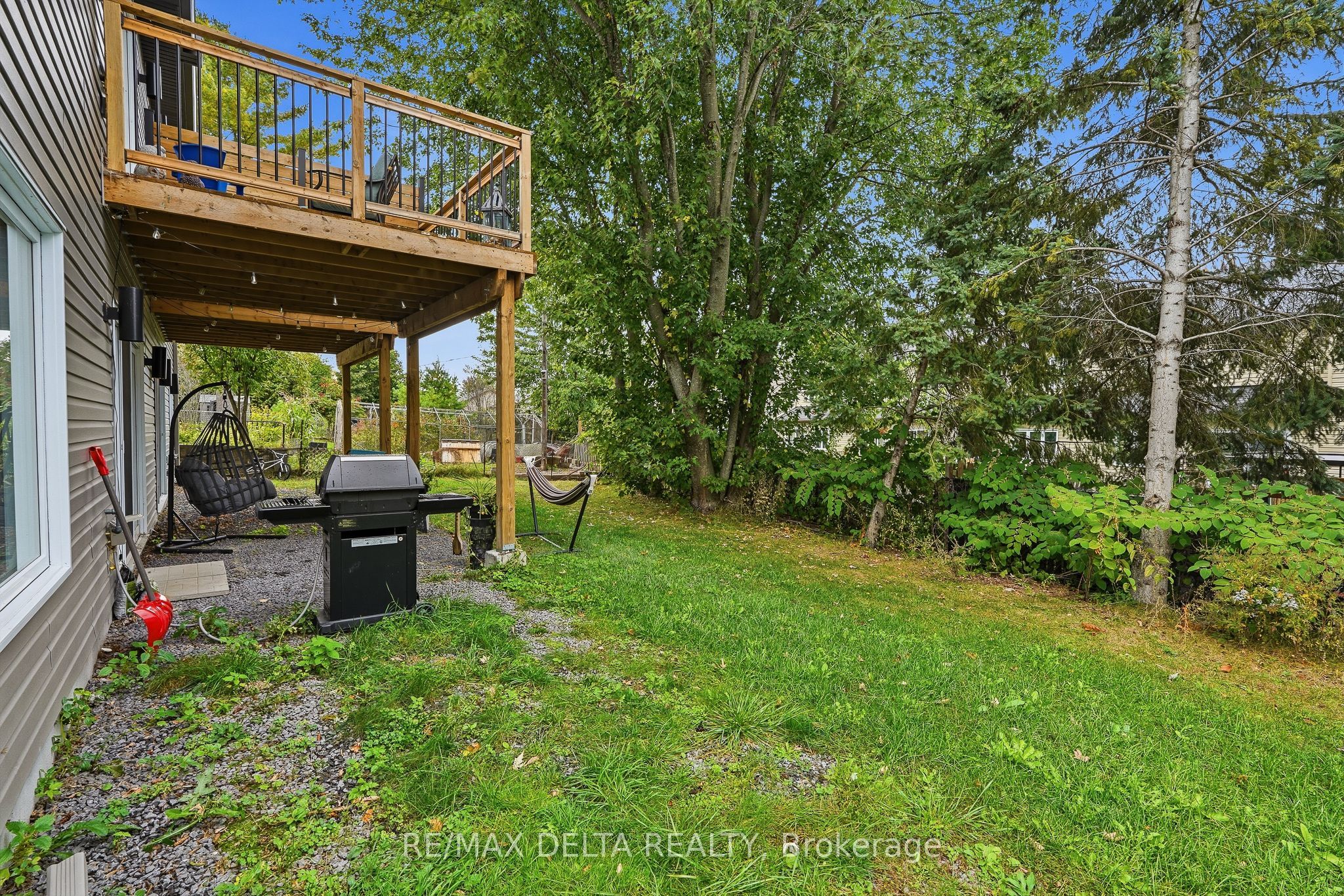 888 Chapman Street B Property Photo 21