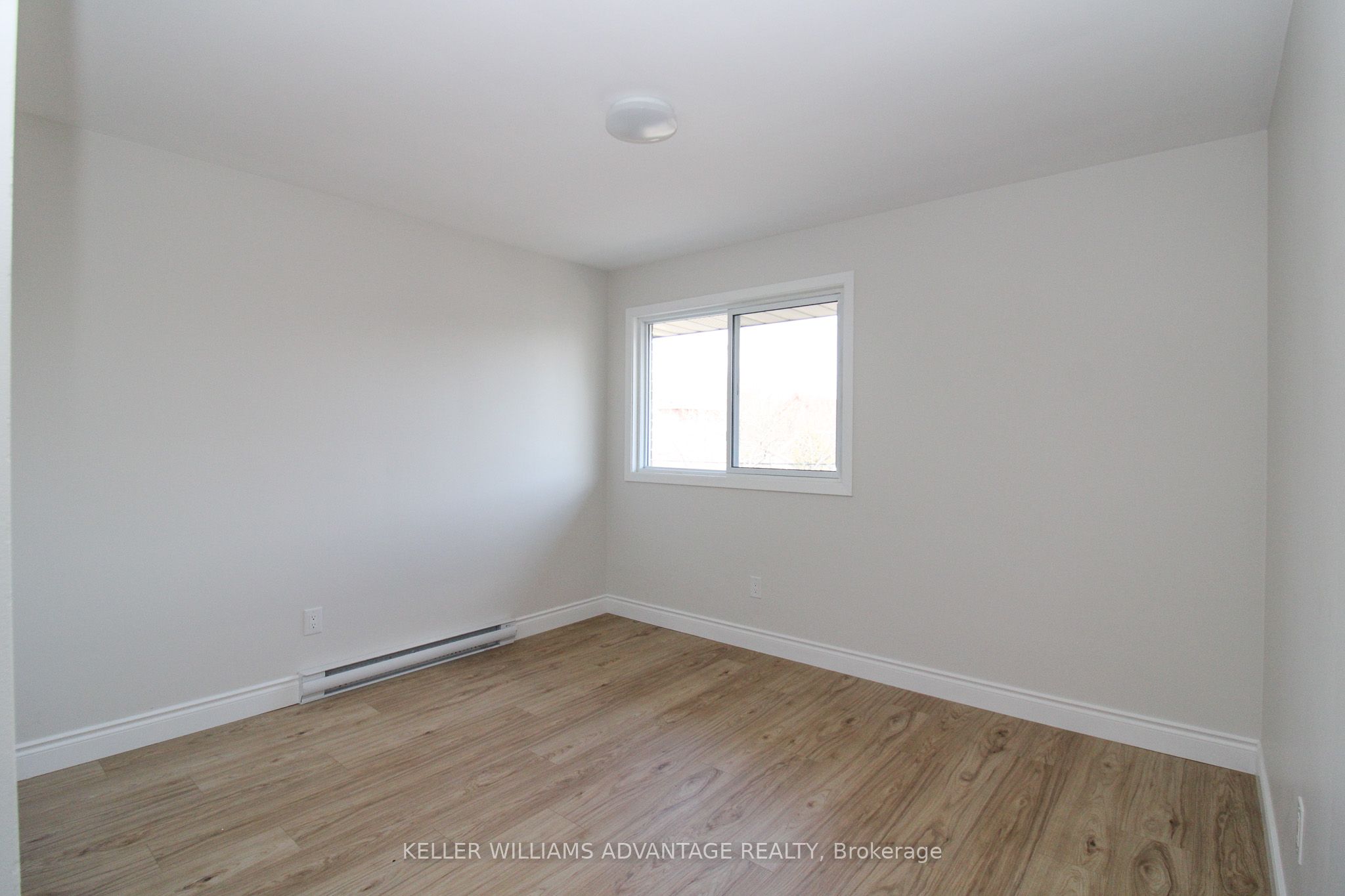 506 Sherbrooke Street Upper Property Photo 10