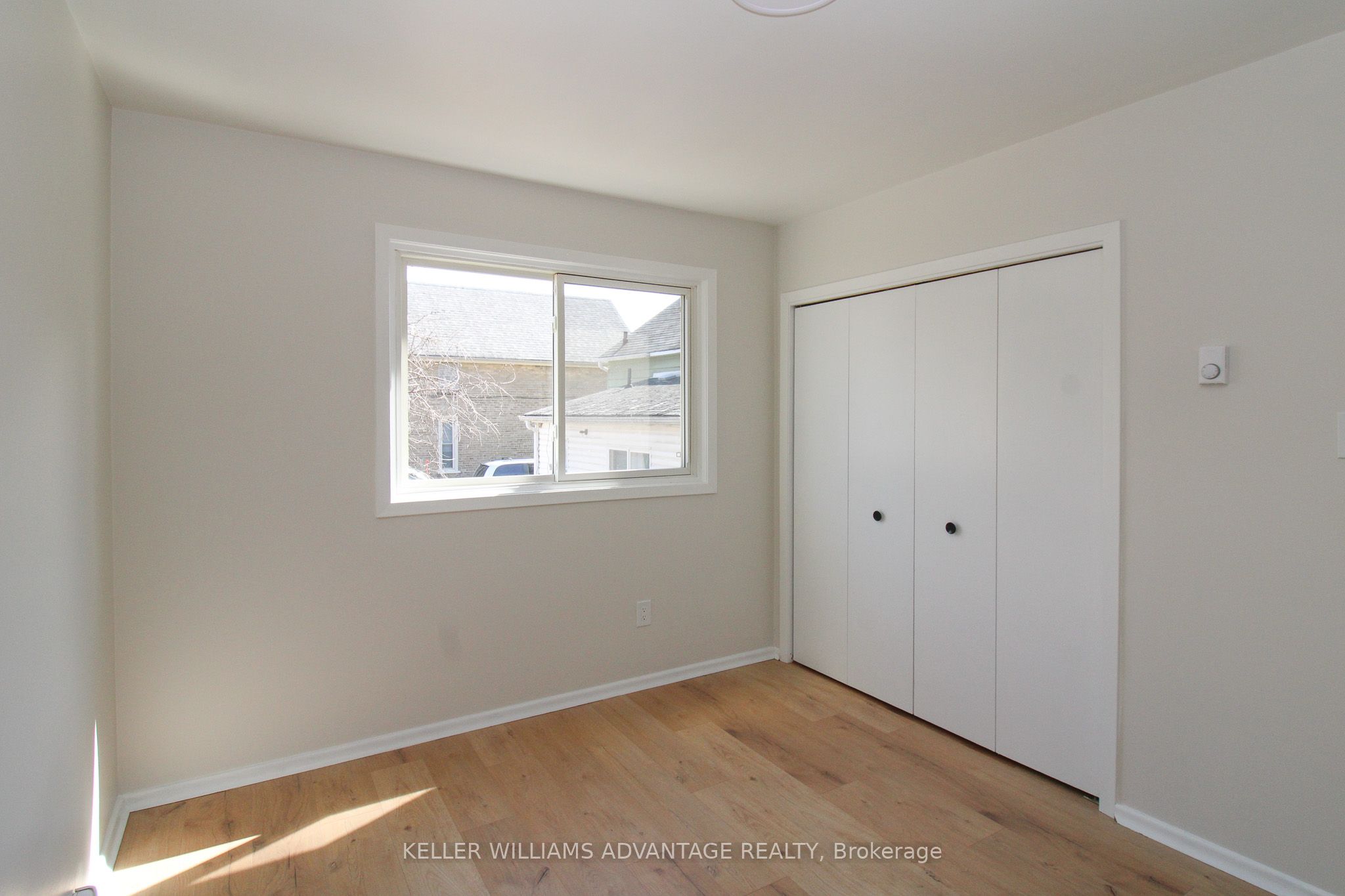 506 Sherbrooke Street Main Property Photo 13