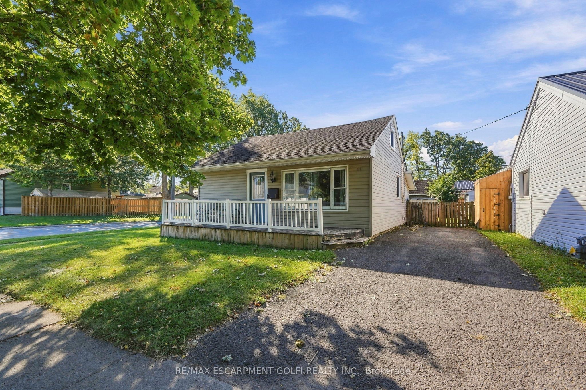 21 Exeter Avenue Property Photo 1