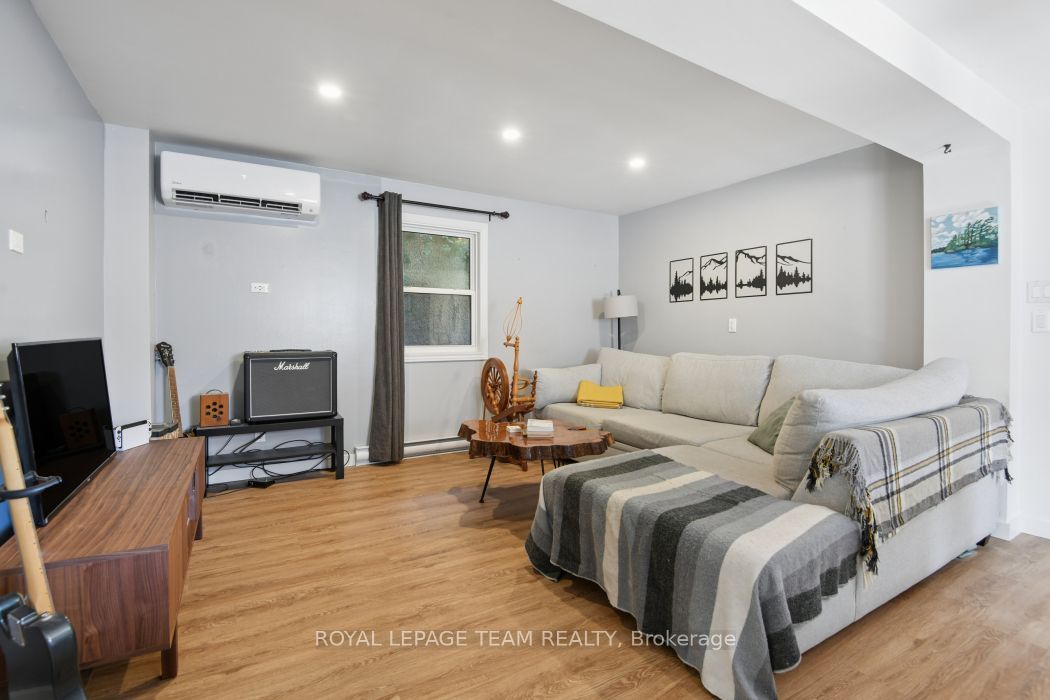 321 Mona Avenue Property Photo 9