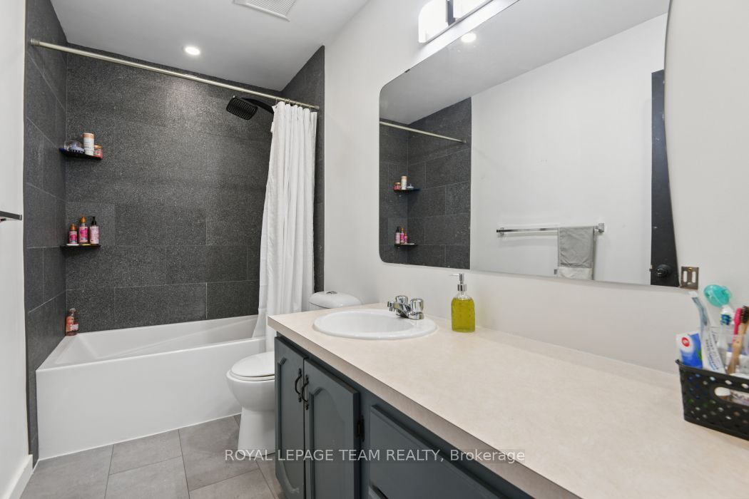 321 Mona Avenue Property Photo 15