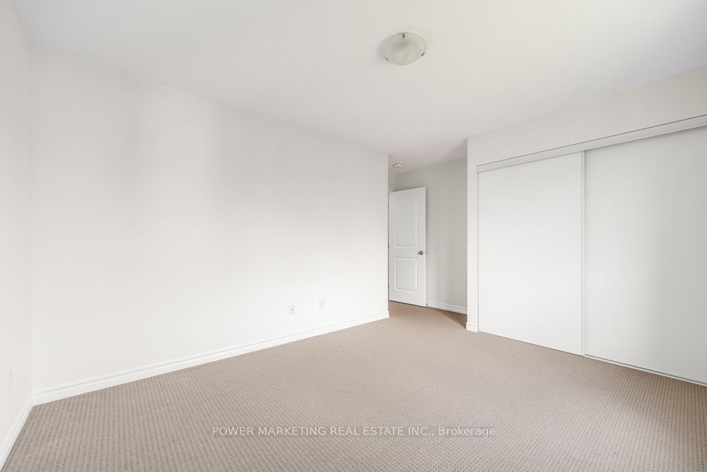 69 Defence Street Property Photo 25