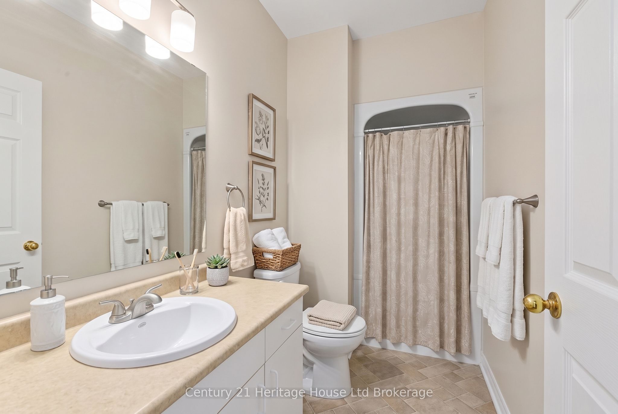 105 King Street 1 Property Photo 16