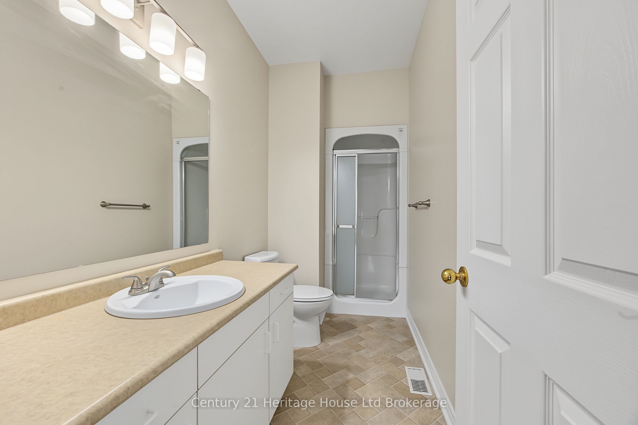 105 King Street 1 Property Photo 20