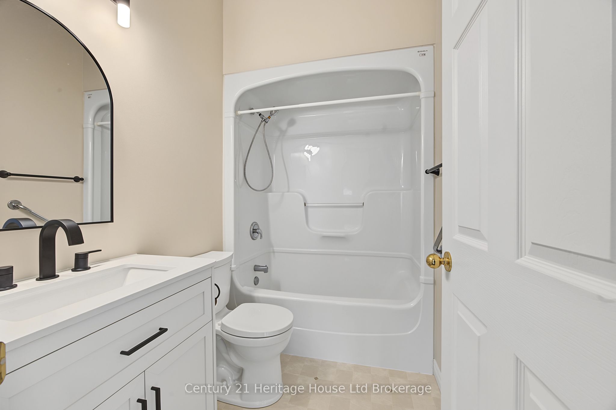 105 King Street 1 Property Photo 24