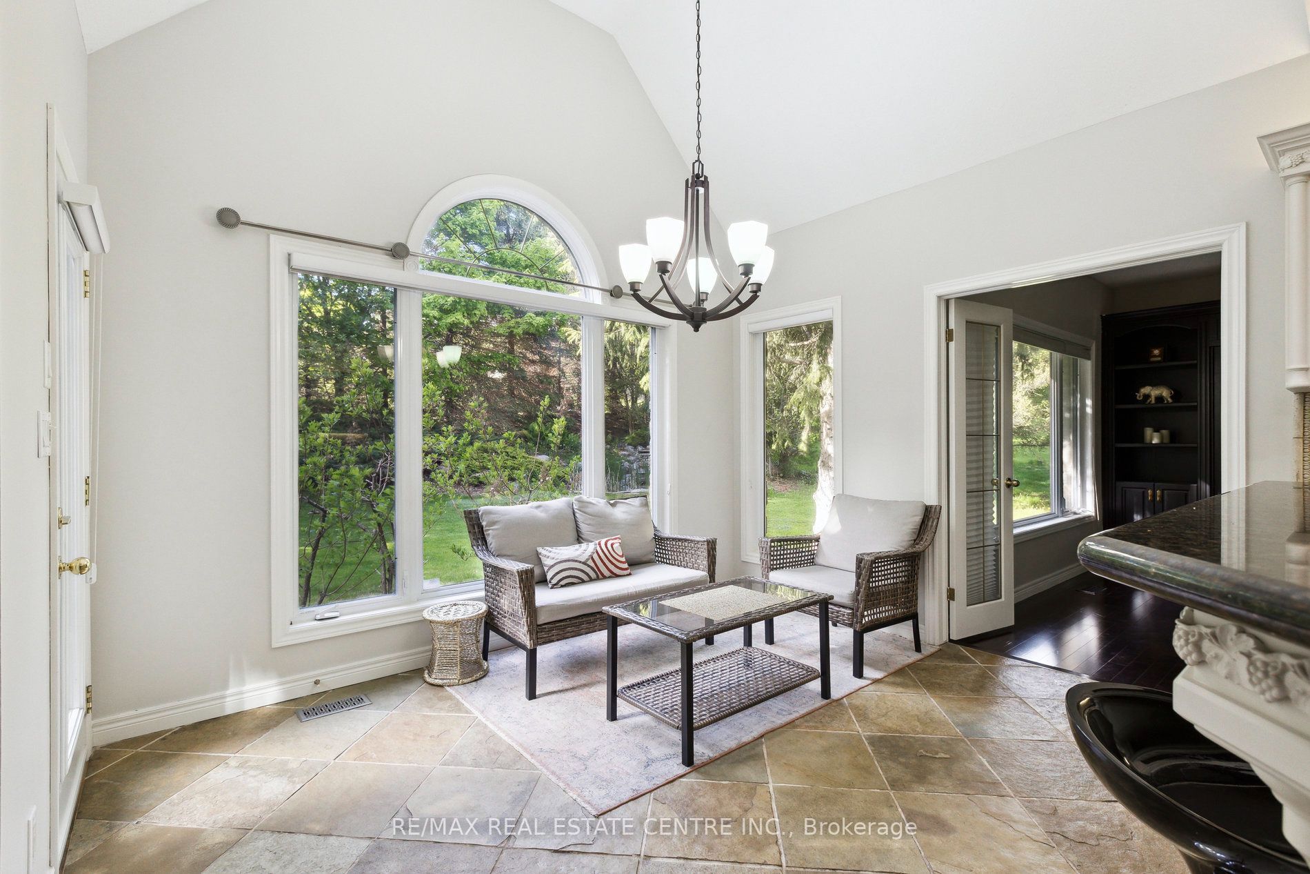 6 Fox Run Road Property Photo 19