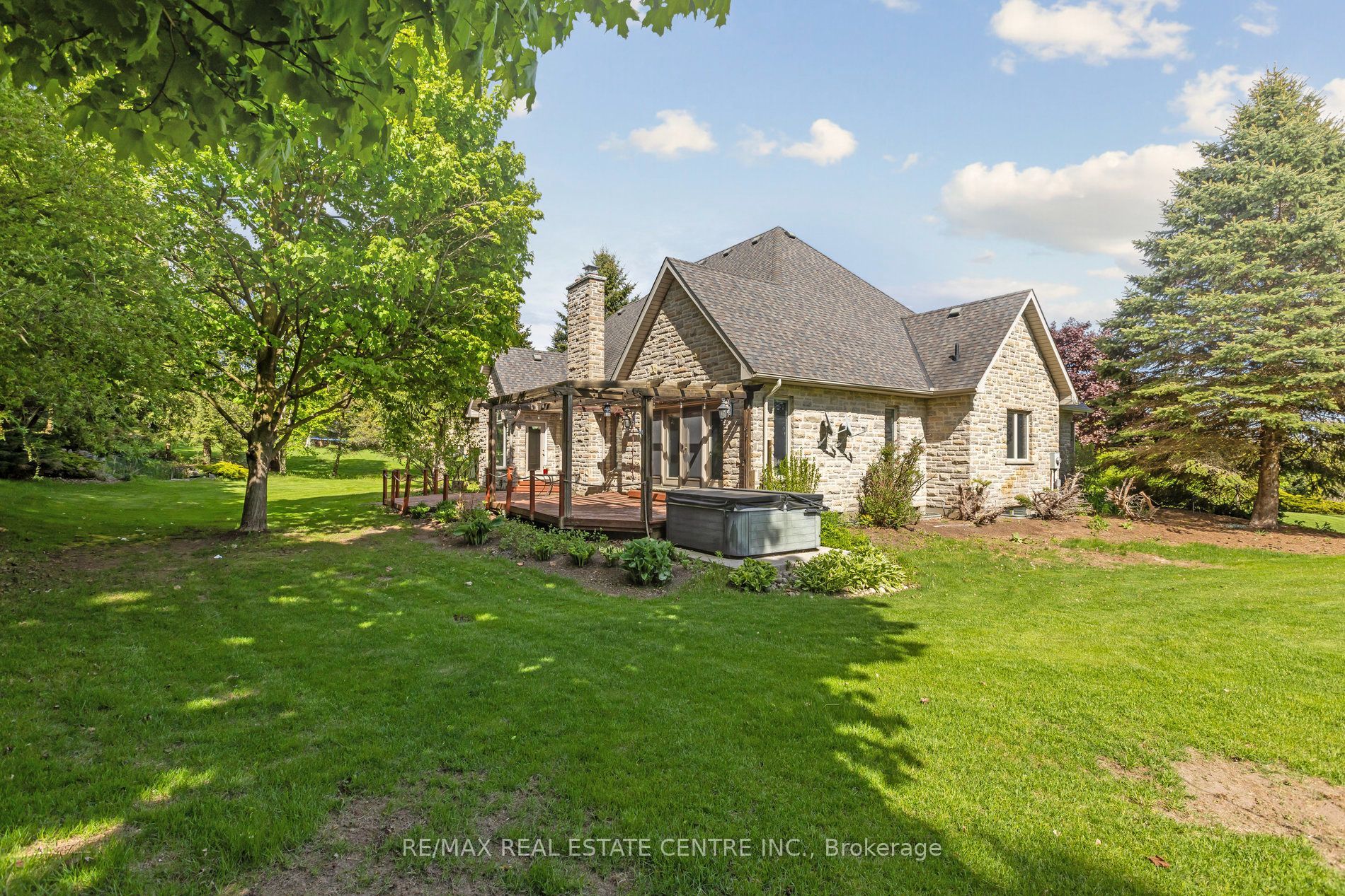 6 Fox Run Road Property Photo 44