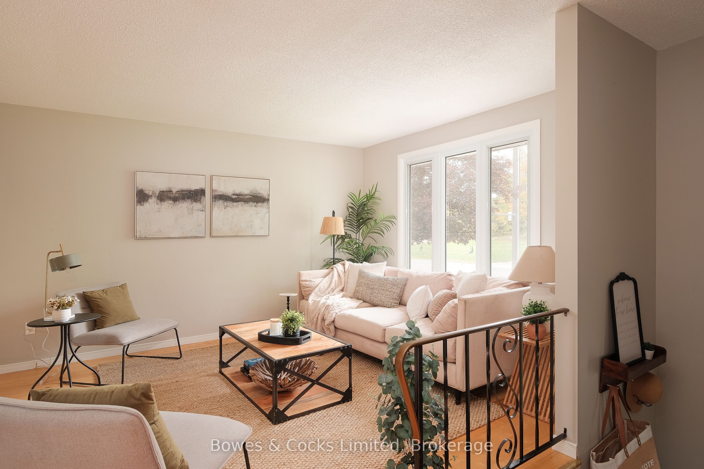 591 Otonabee Drive Property Photo 5