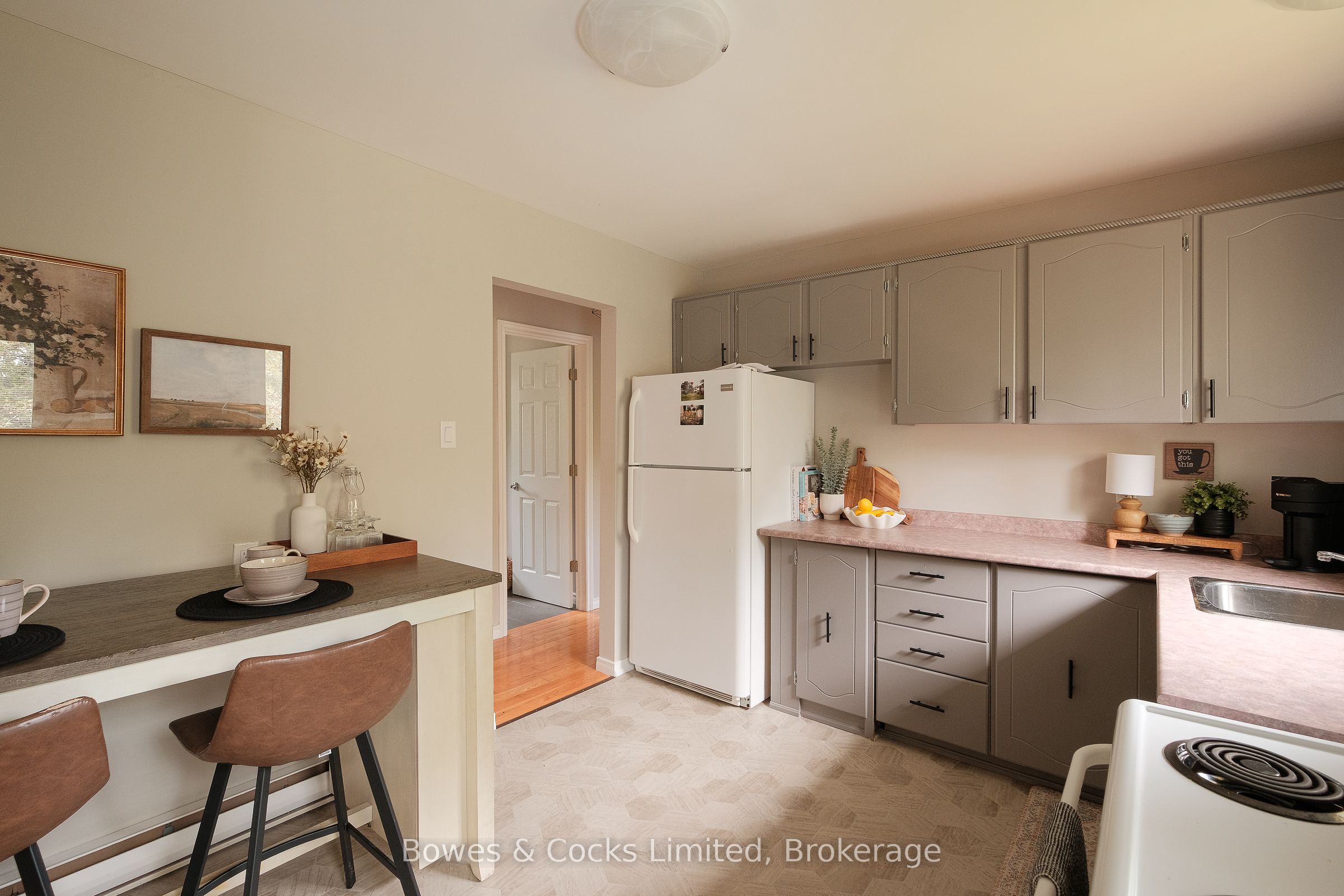 591 Otonabee Drive Property Photo 11