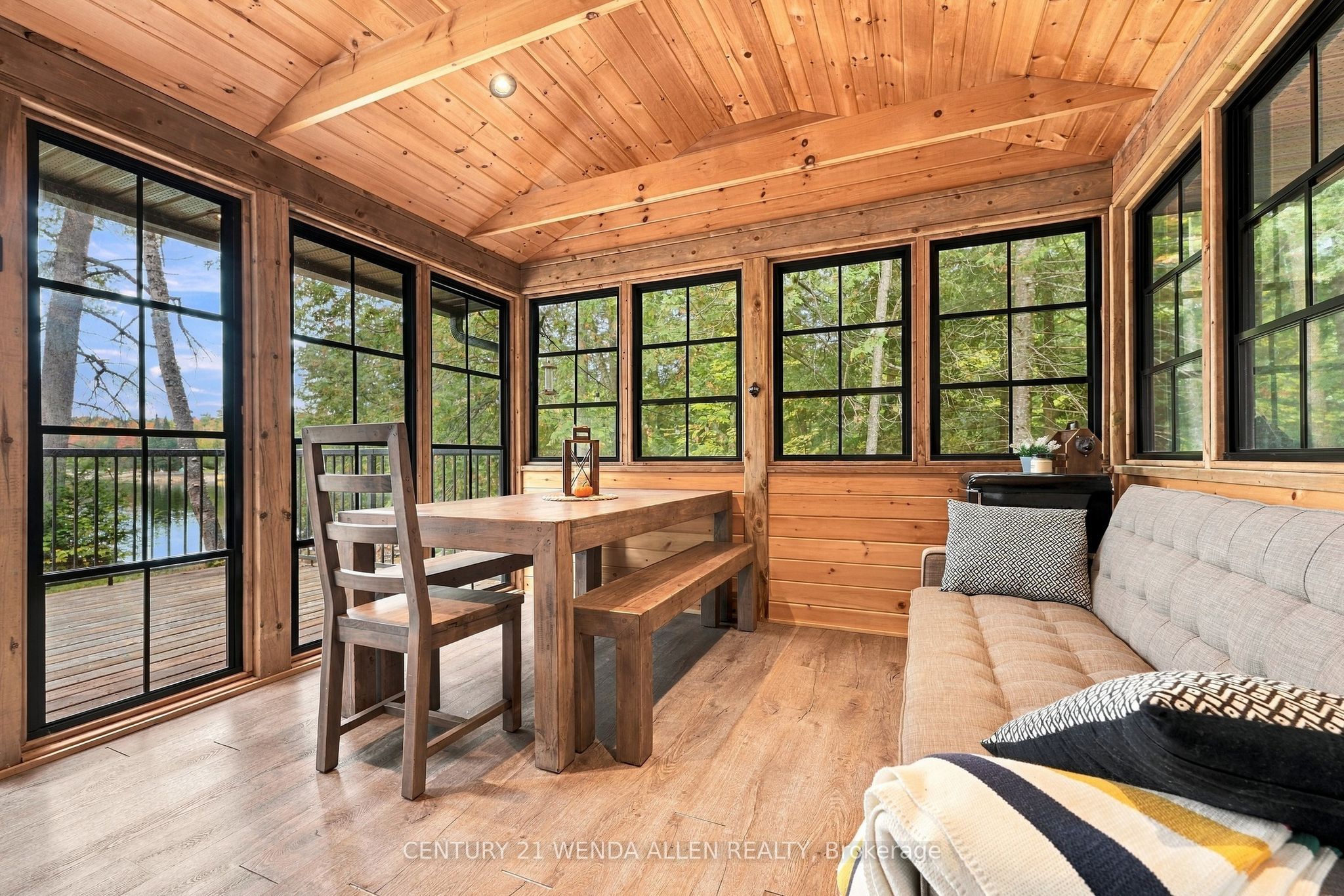 1424 Redkenn Road Property Photo 39