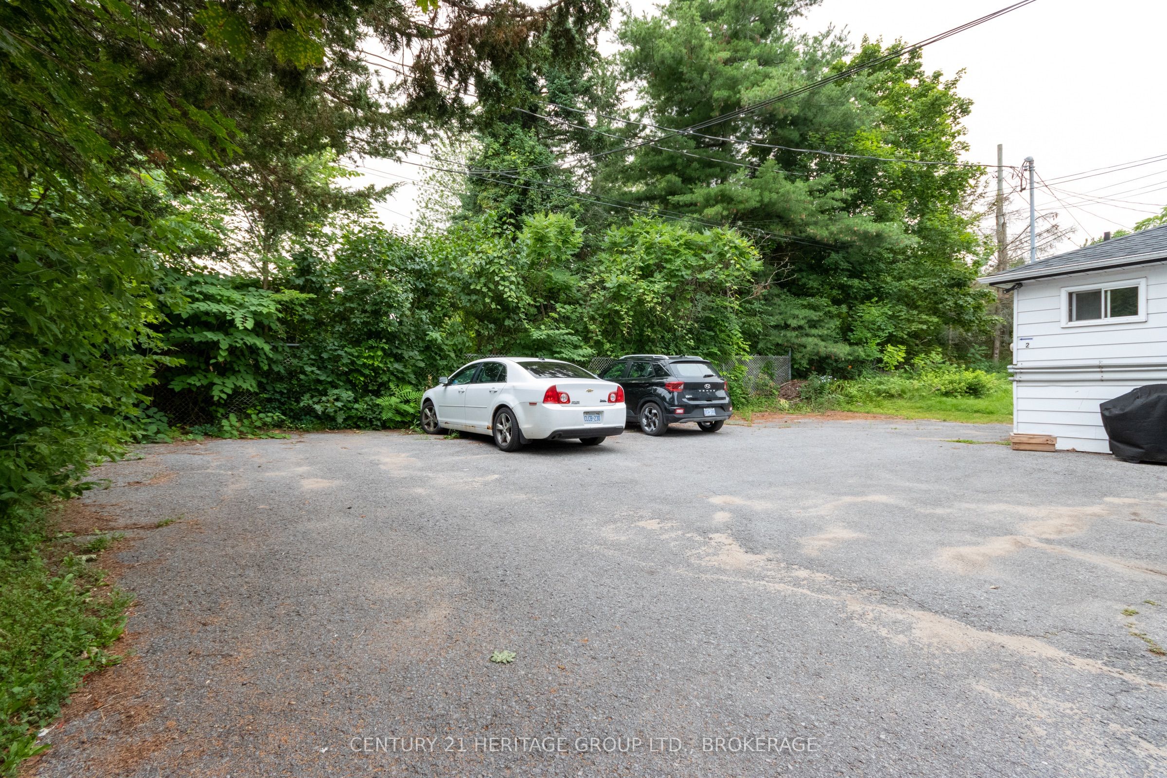 625 King Street W Property Photo 7
