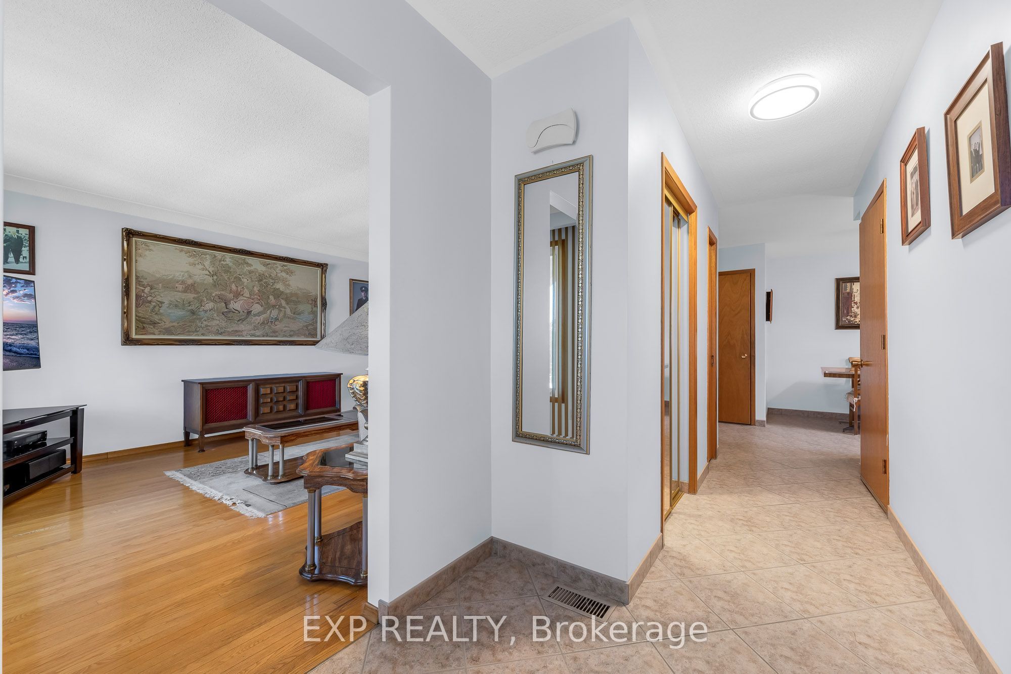 150 Marcella Crescent Property Photo 10