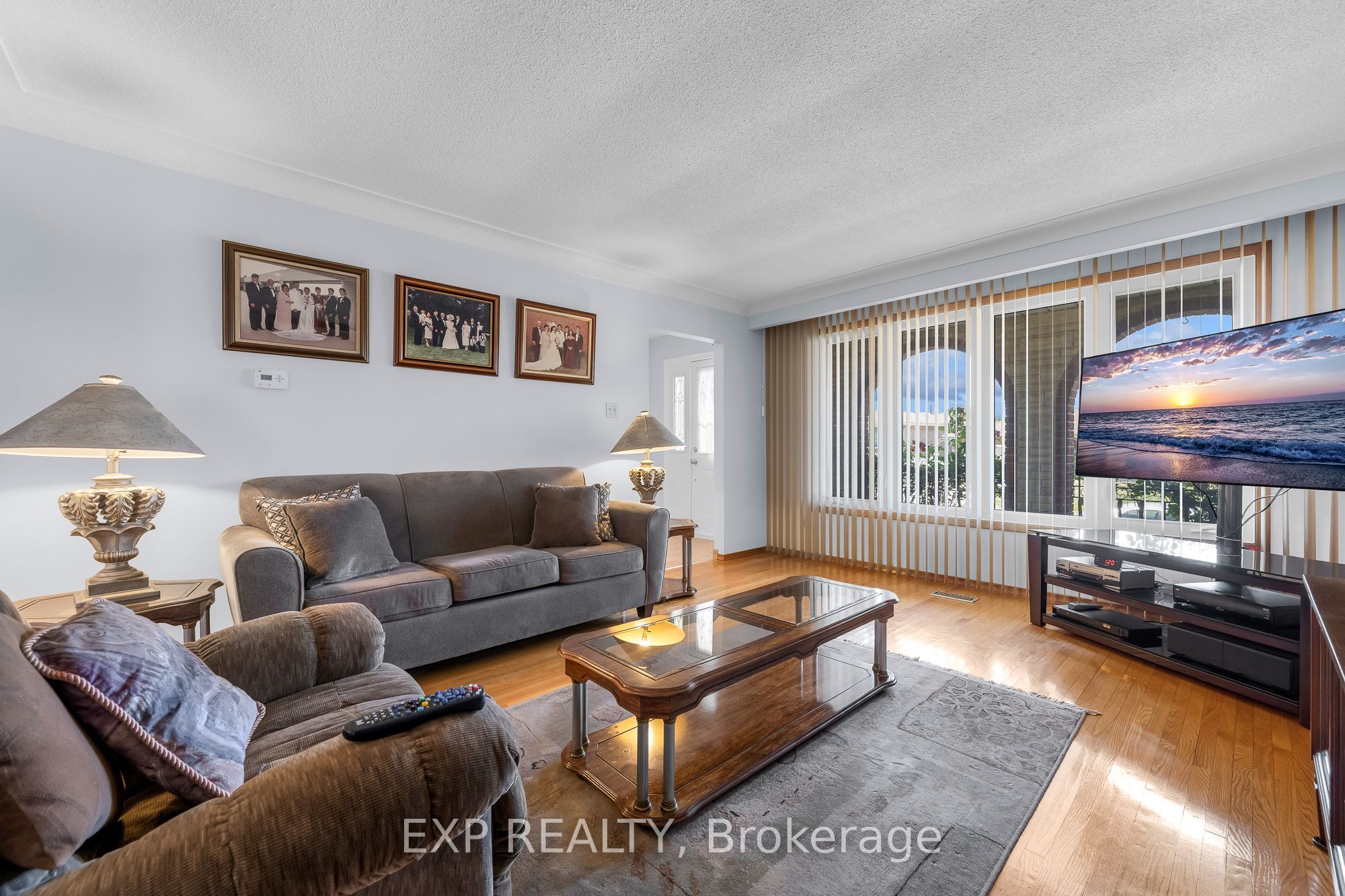 150 Marcella Crescent Property Photo 11