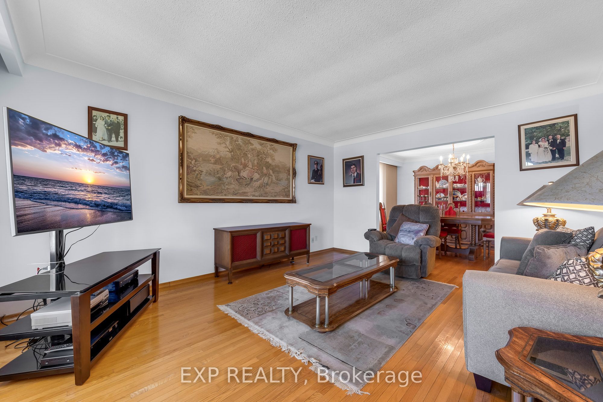 150 Marcella Crescent Property Photo 12