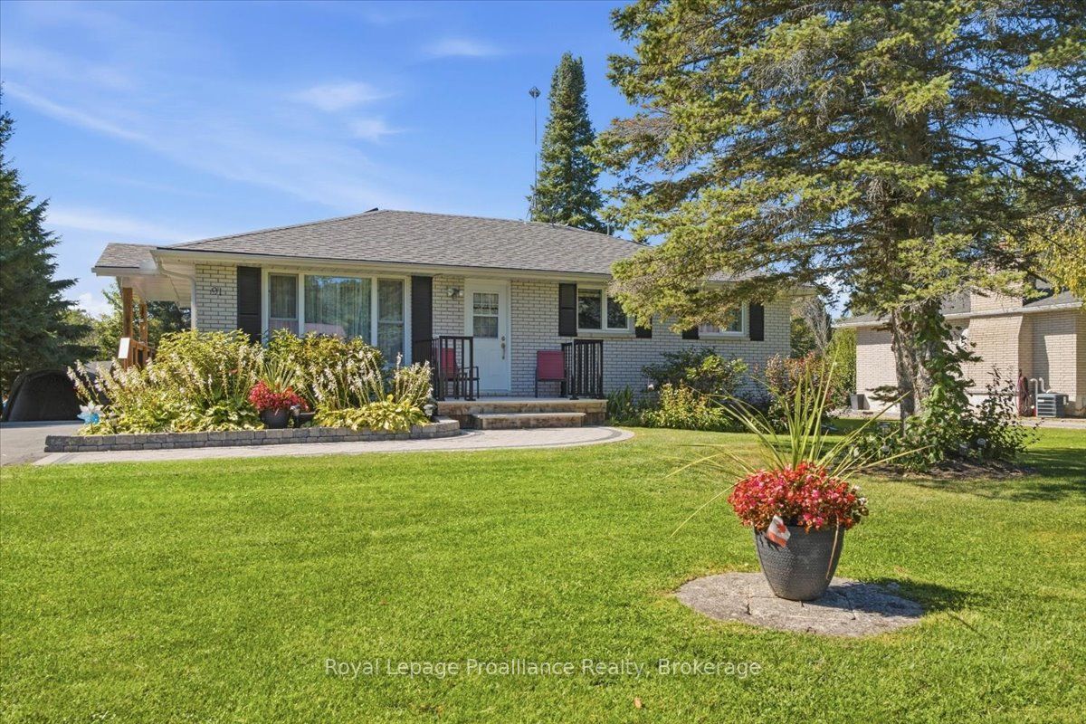 91 Chatterton Valley Crescent Property Photo 1