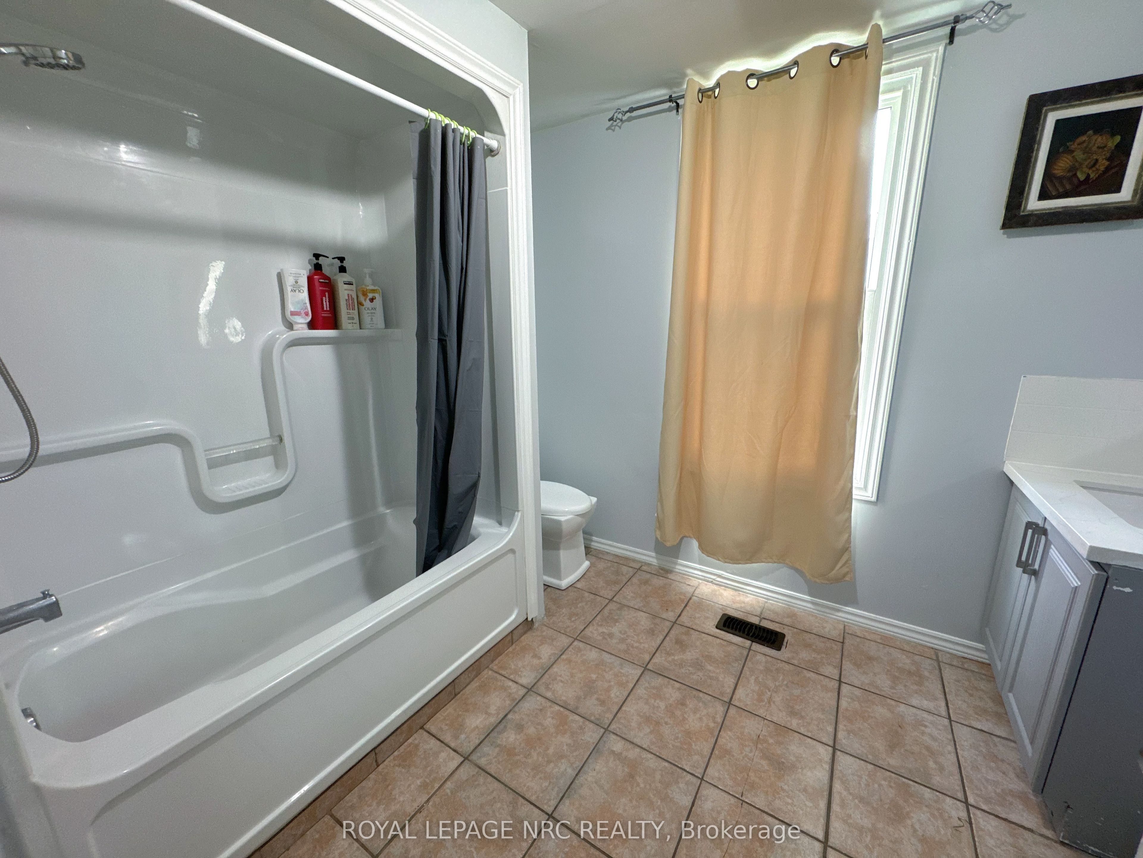 4148 Victoria Avenue Property Photo 13