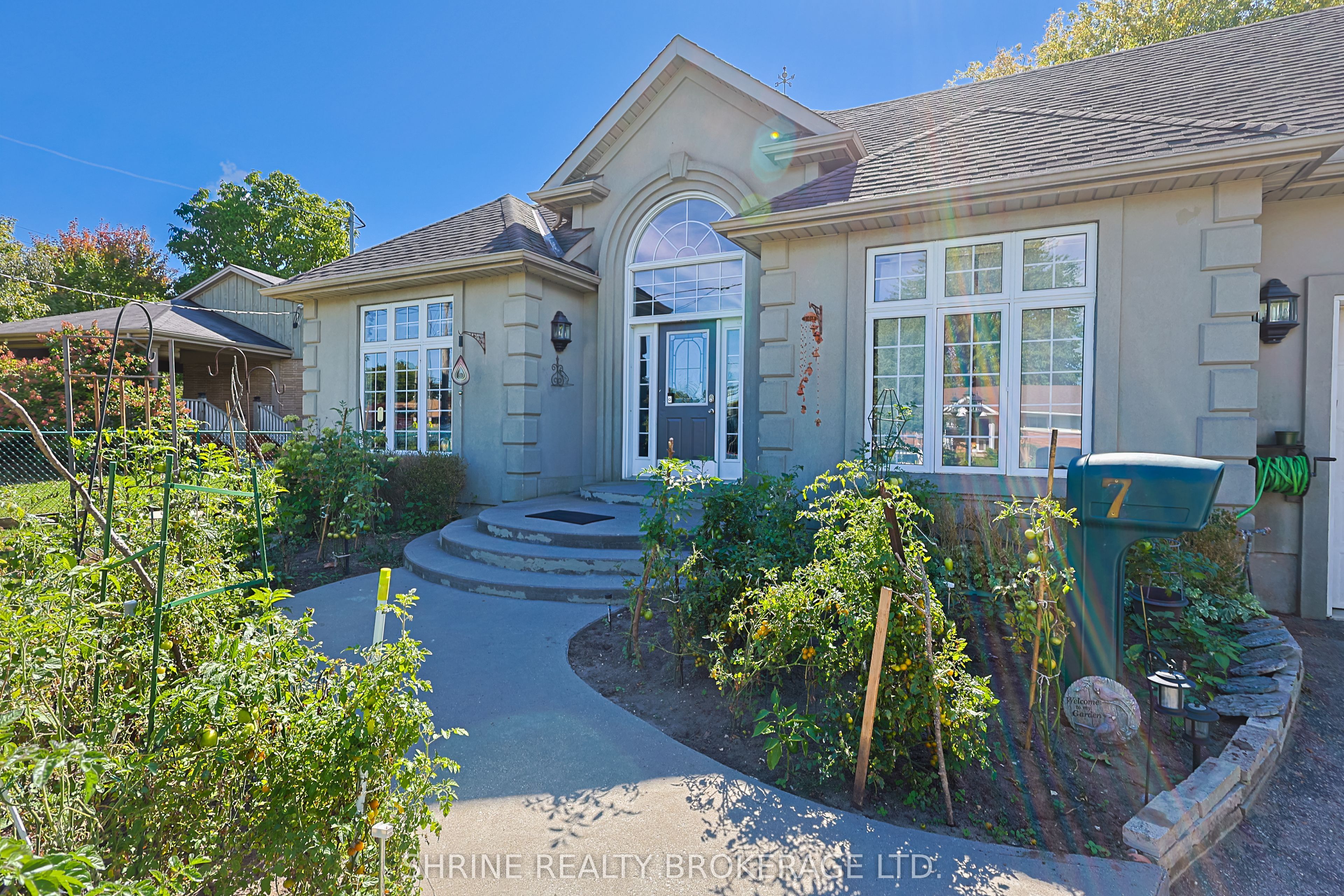 7 Dengate Crescent Property Photo 7