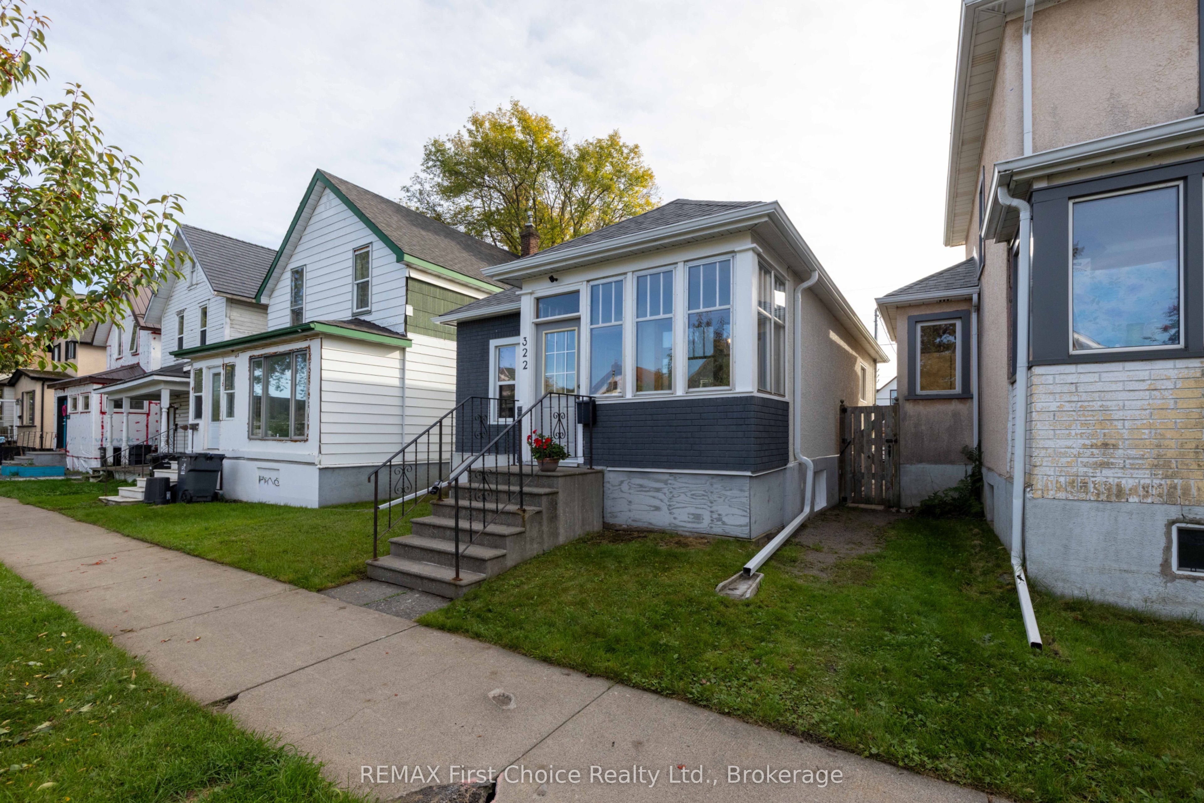 322 Ogden Street Property Photo 1