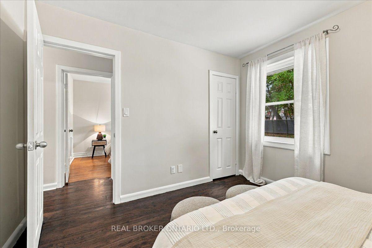 480 Rosseau Road Property Photo 12