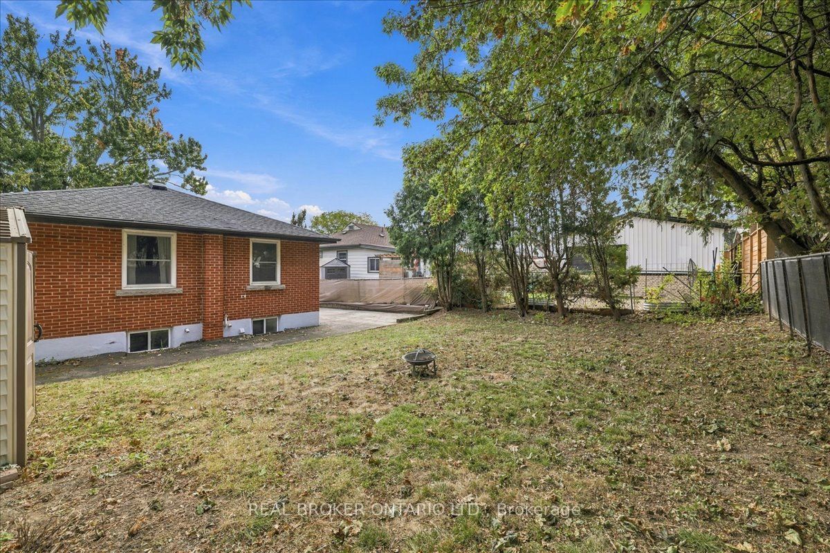 480 Rosseau Road Property Photo 25