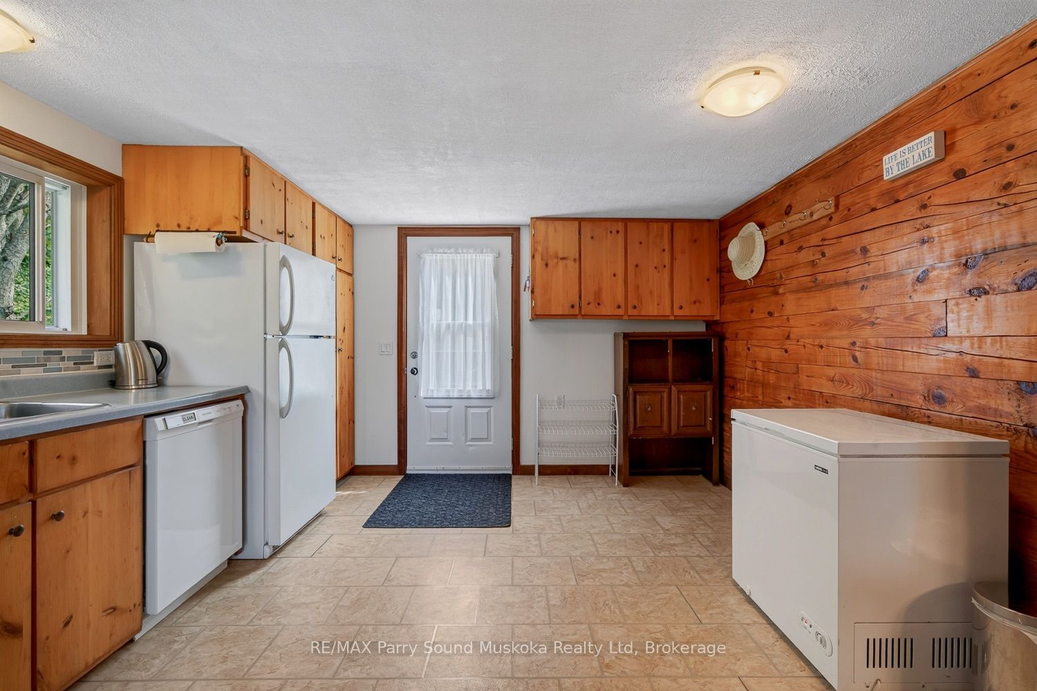 134 Johnston Road Property Photo 4