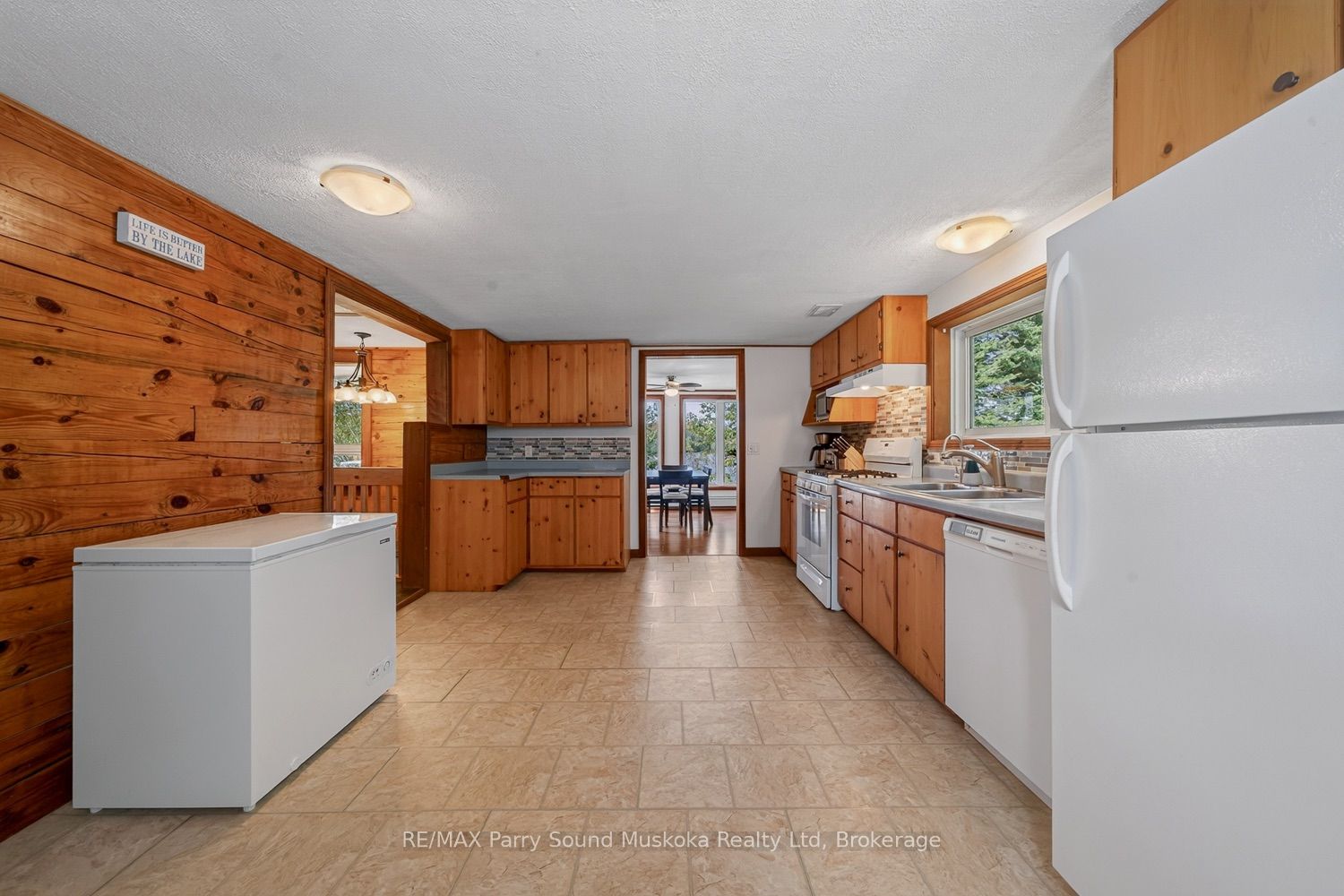 134 Johnston Road Property Photo 5