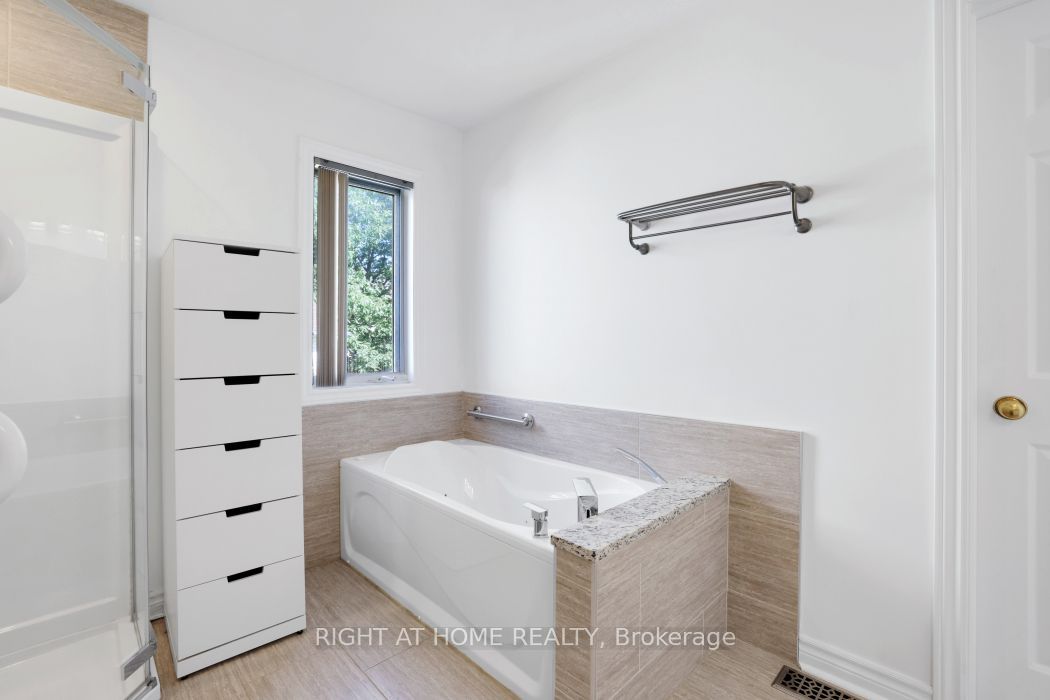 53 Yoho Drive Property Photo 16