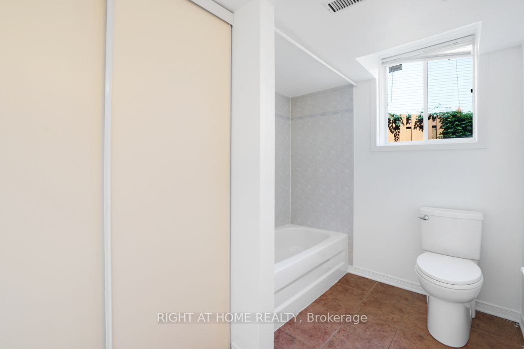 53 Yoho Drive Property Photo 26