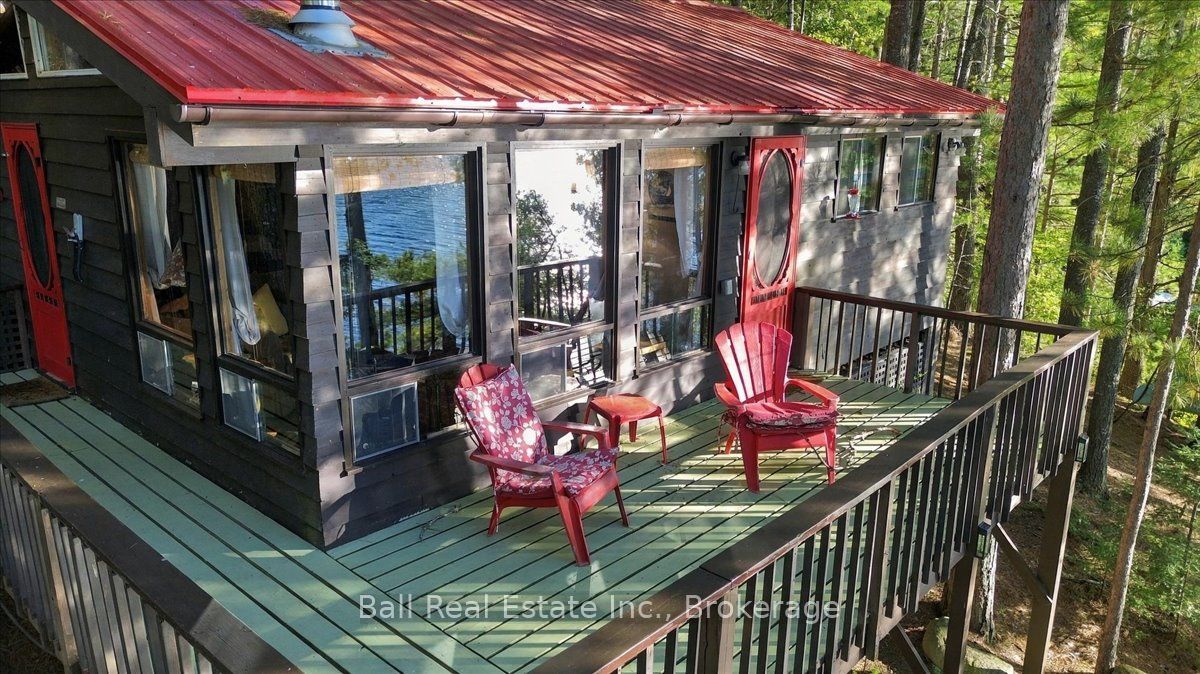 616 Weslemkoon Lake Property Photo 4