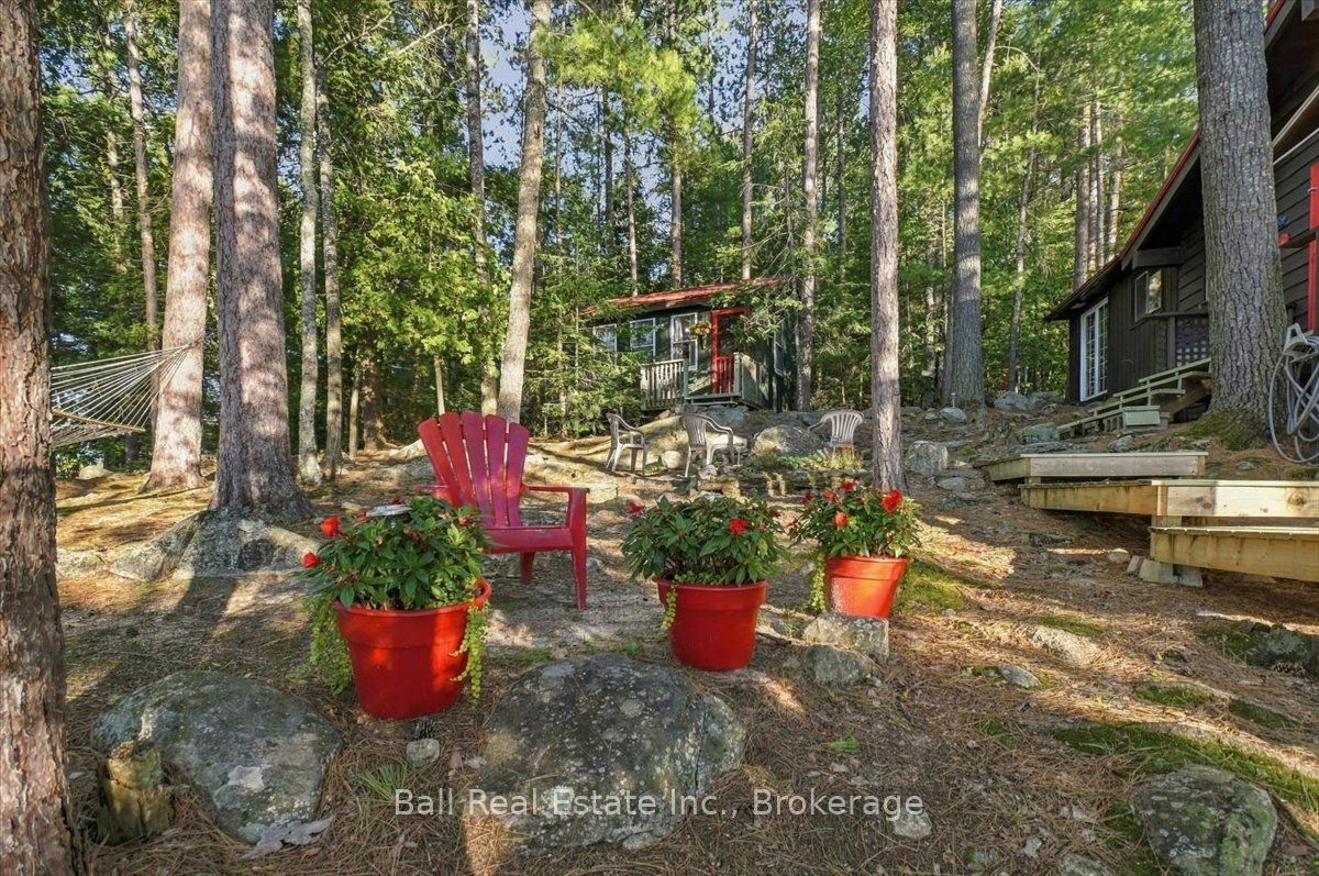 616 Weslemkoon Lake Property Photo 12