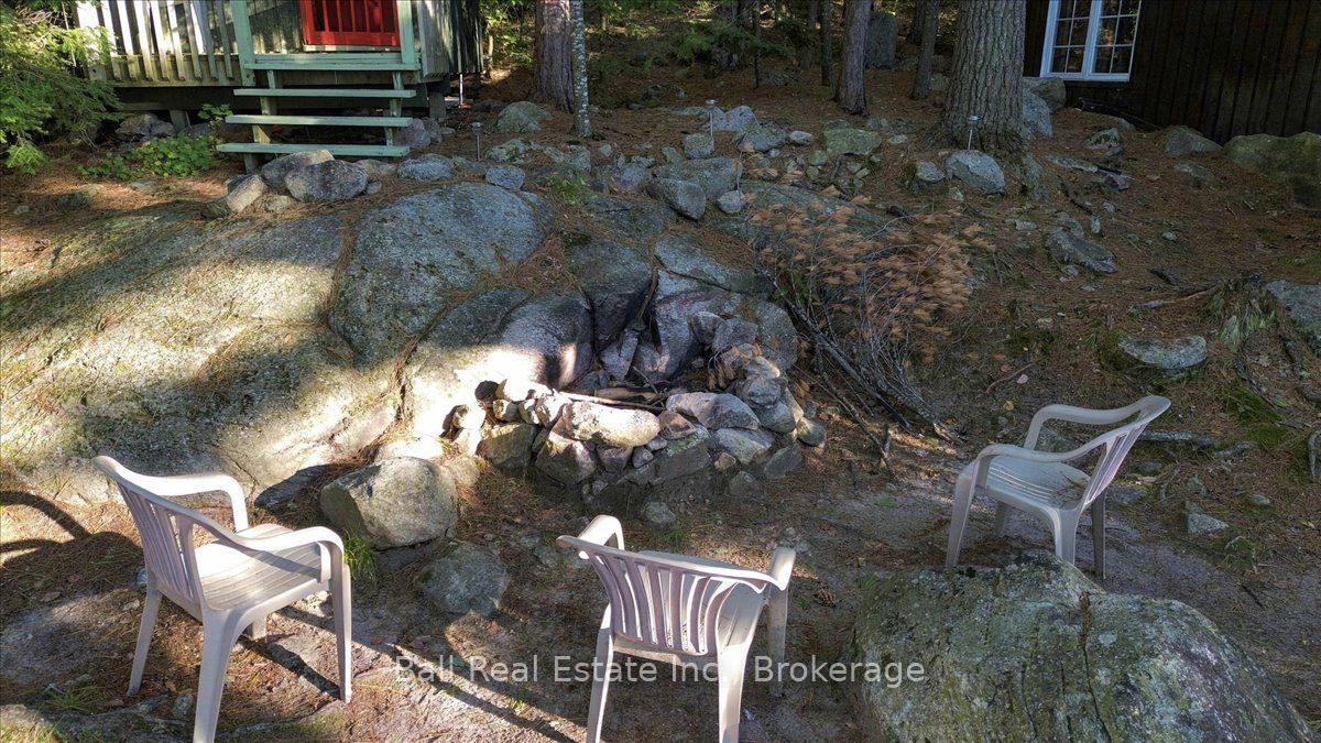616 Weslemkoon Lake Property Photo 13