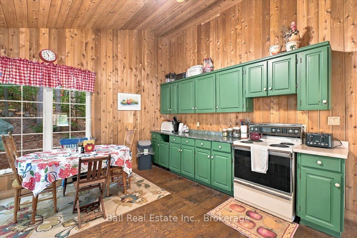 616 Weslemkoon Lake Property Photo 22