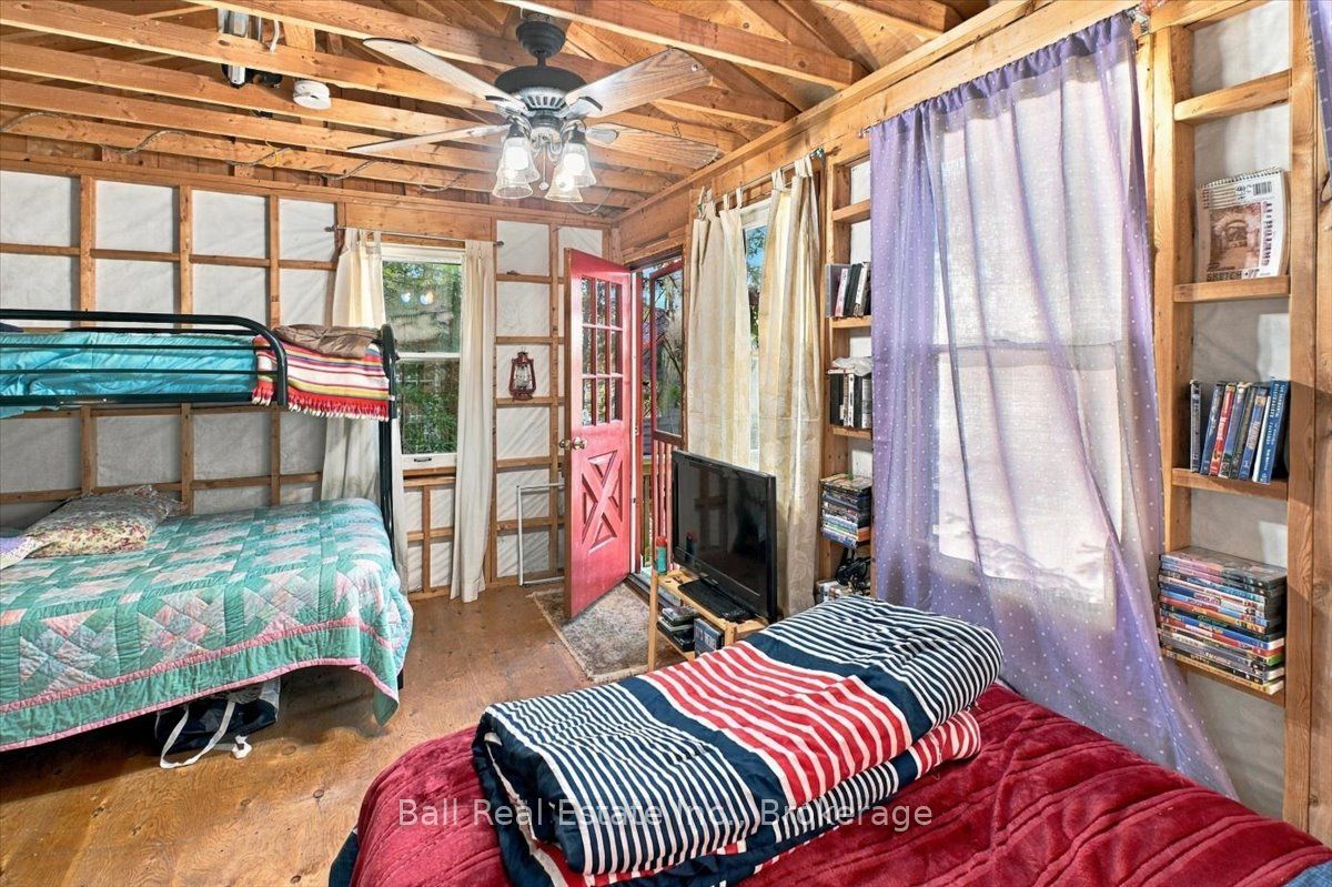 616 Weslemkoon Lake Property Photo 34