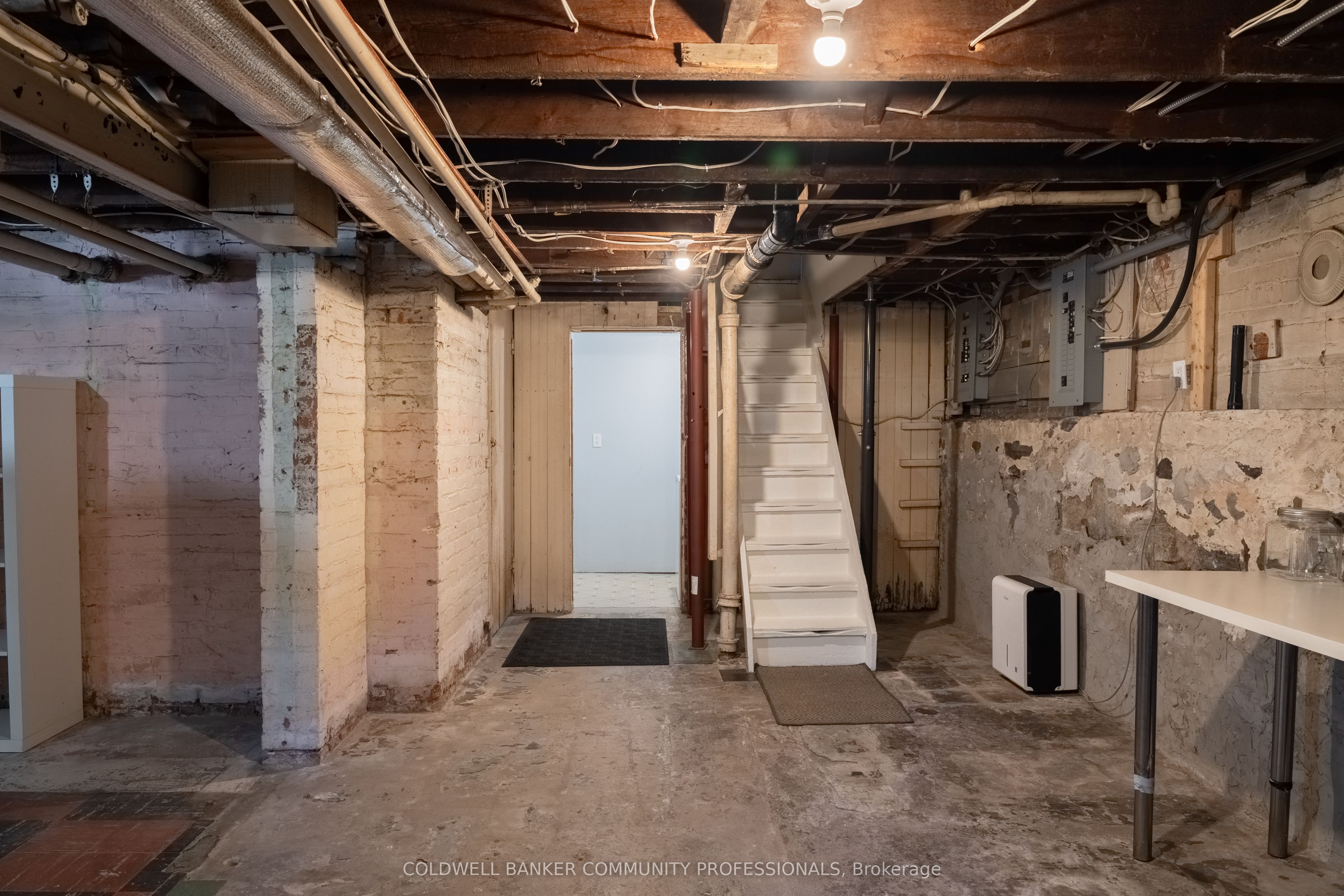 155 Sherman Avenue S Property Photo 39