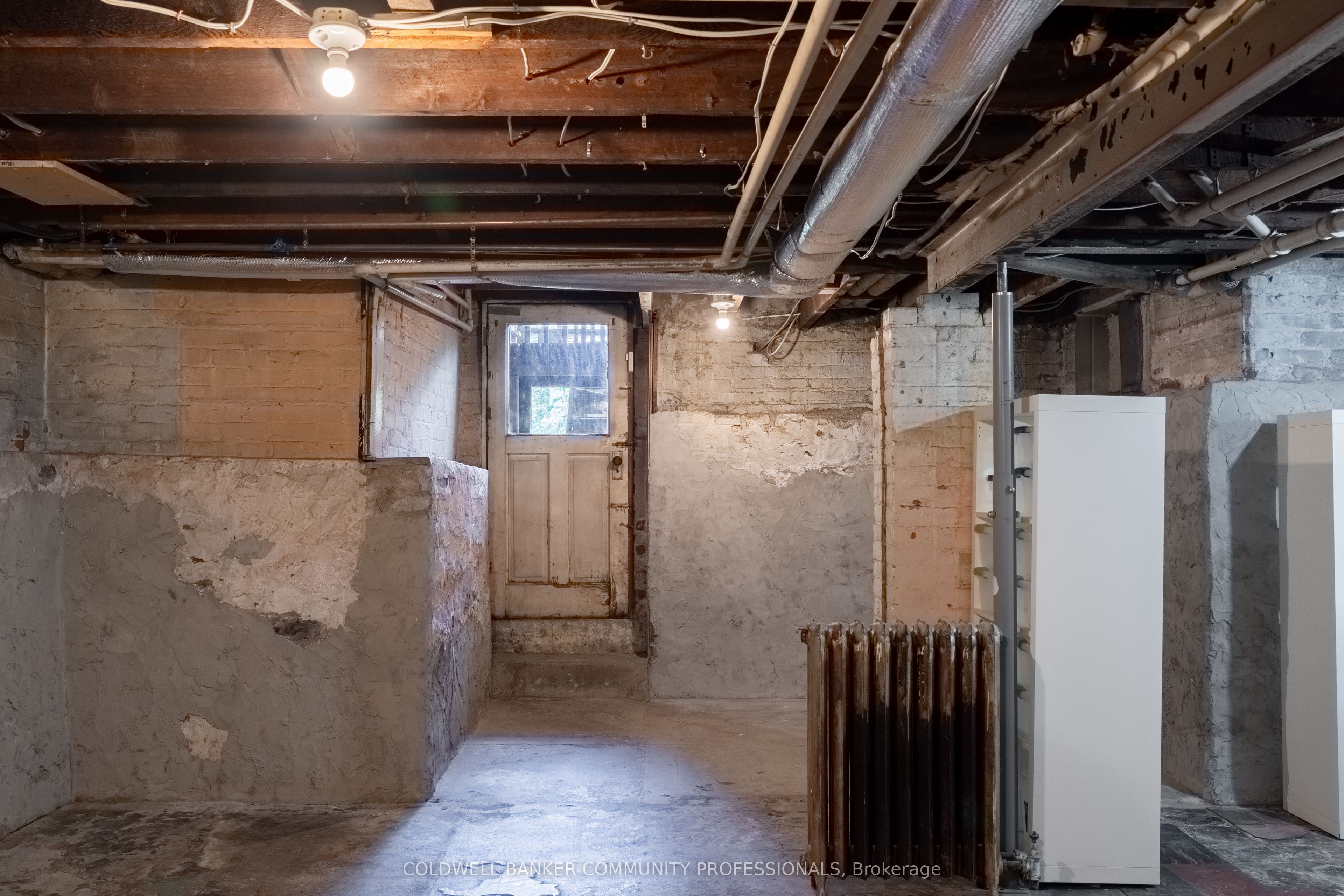 155 Sherman Avenue S Property Photo 40