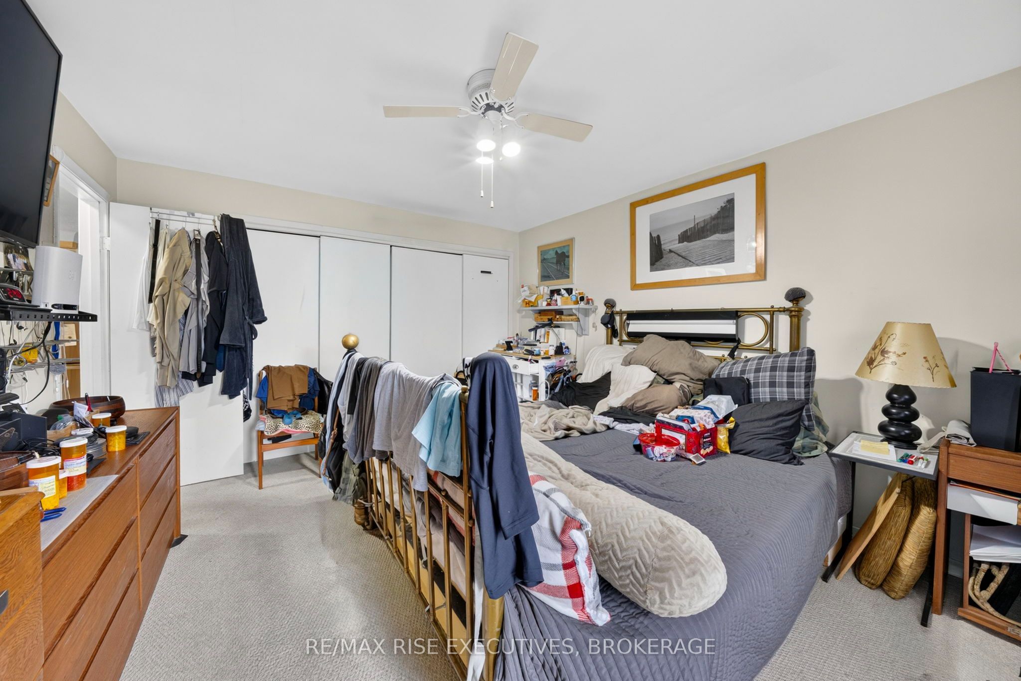 33 Montgomery Boulevard Property Photo 11